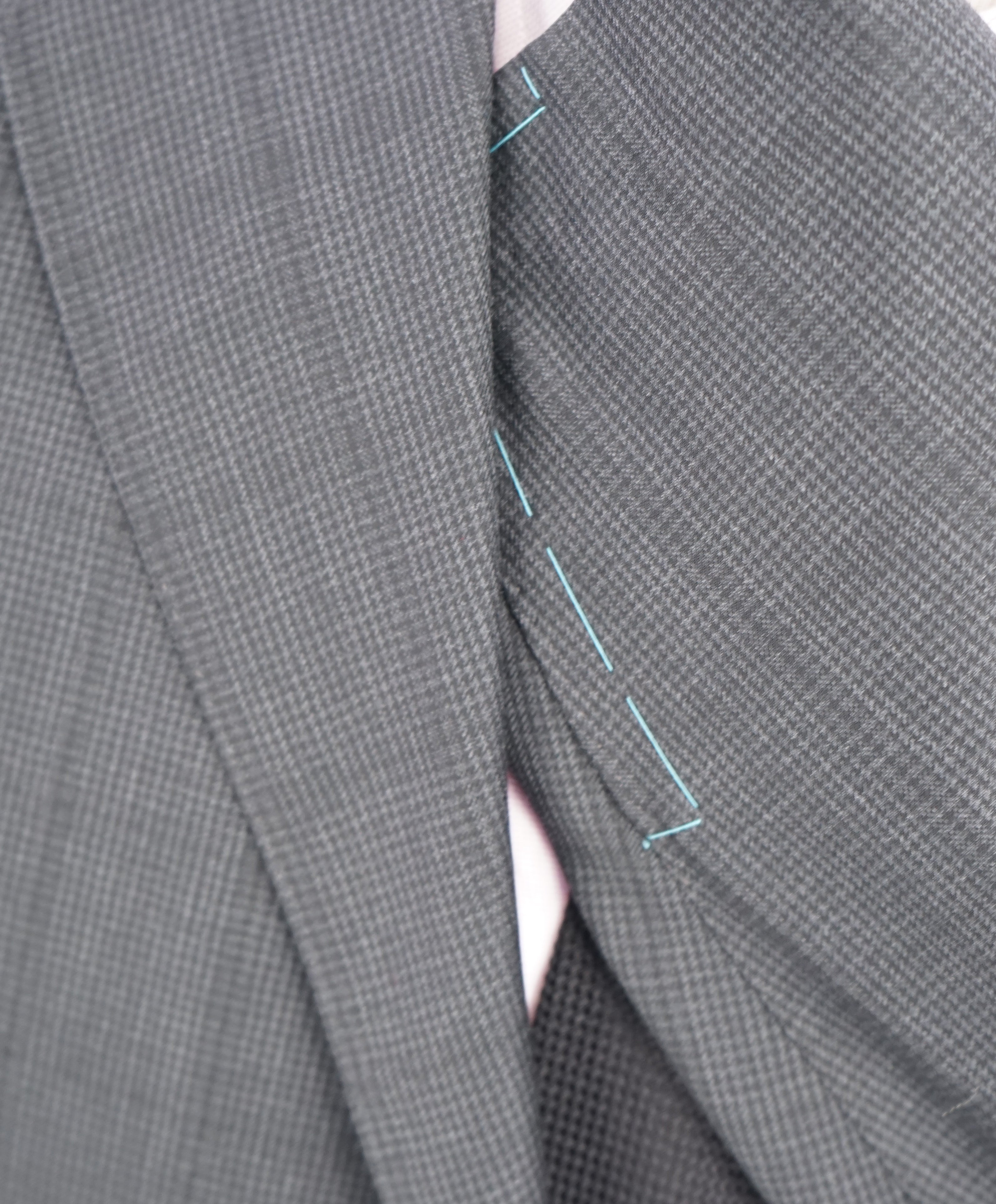 EIDOS - Gray Plaid Check "TENERO" 2-3 Button Roll Lapel Wool Suit  - 42R