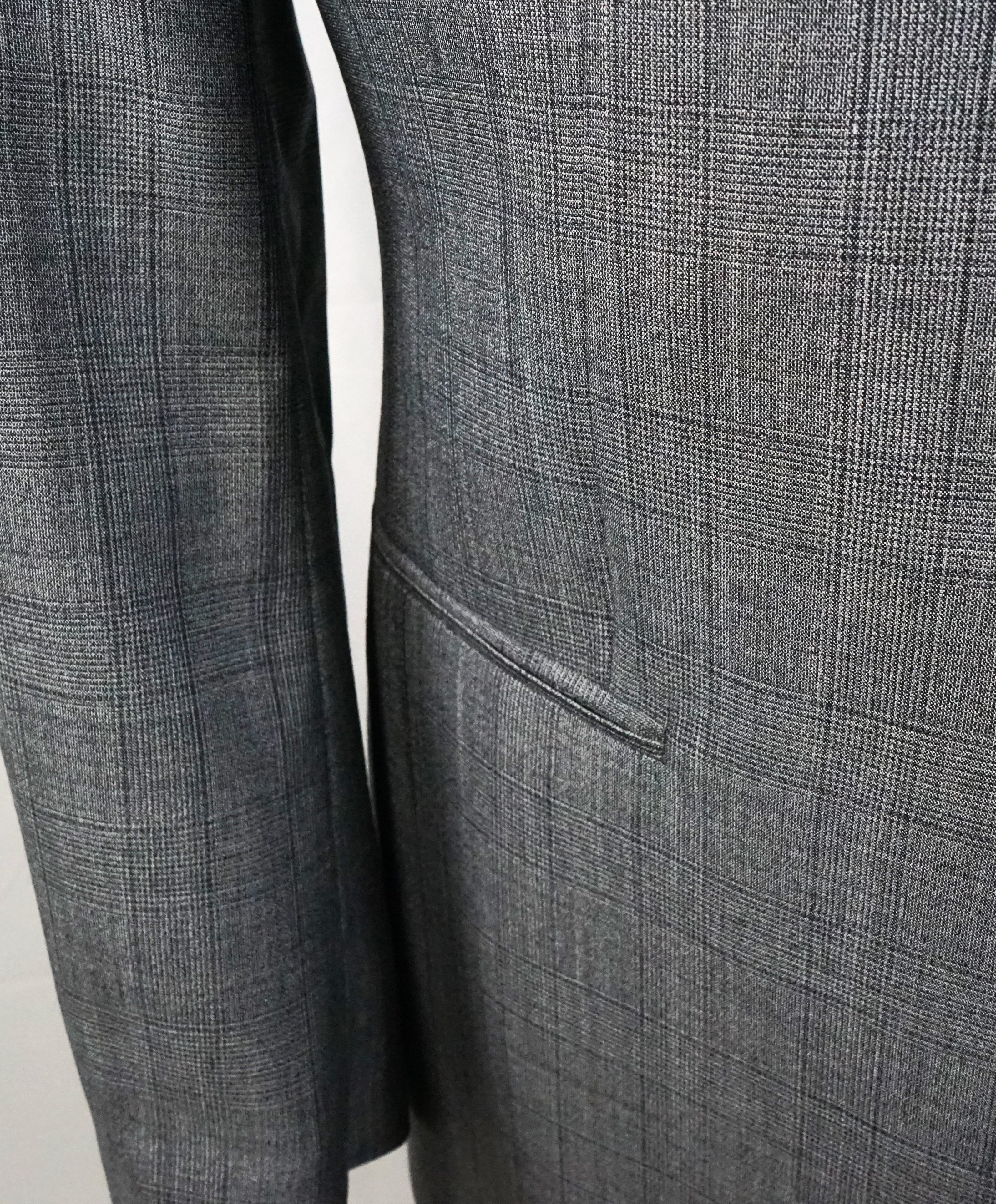 GIORGIO ARMANI - “TAYLOR” Gray Prince of Wales Check Wool/Silk  - 58R