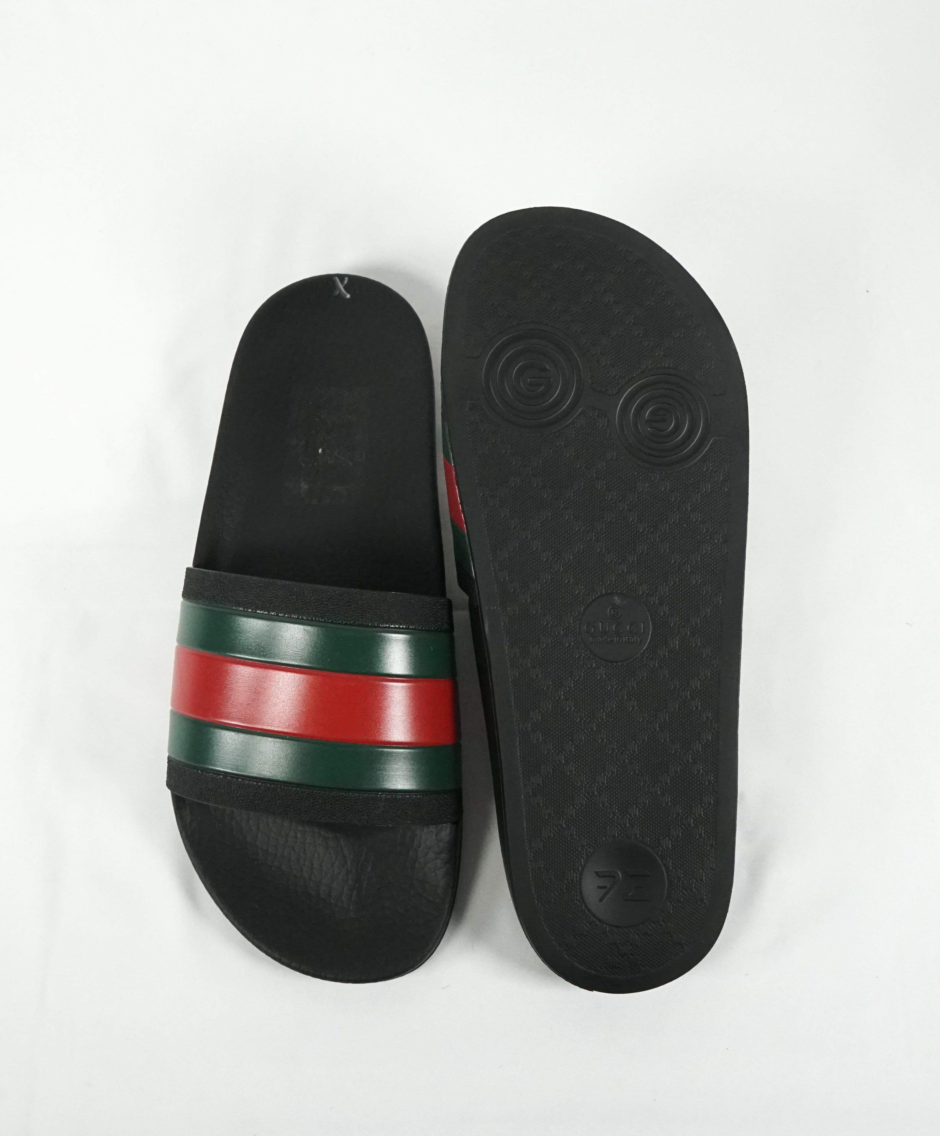 GUCCI - Iconic Green & Red Stripe Slides "72" Black Slippers - 9