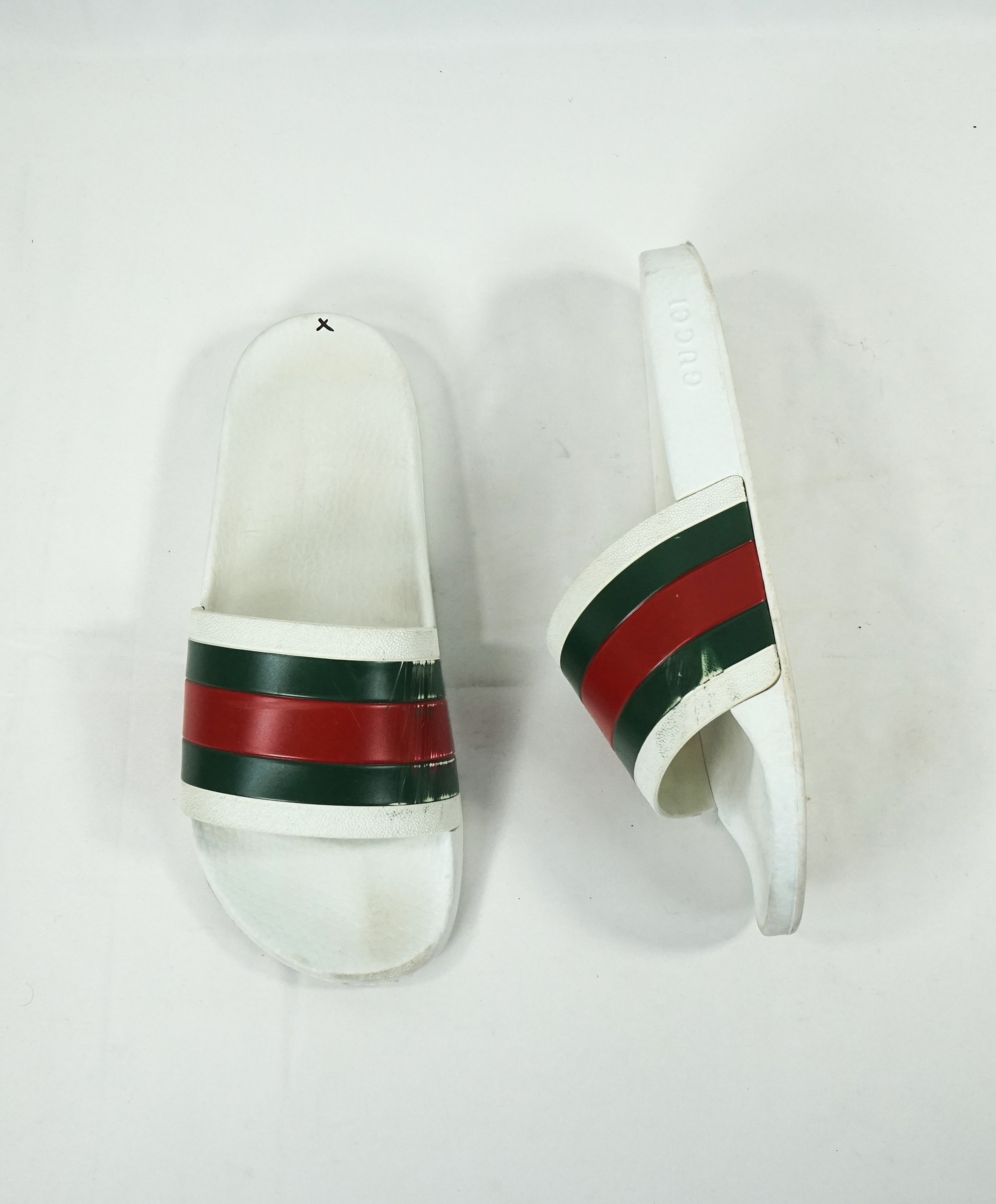 GUCCI - Iconic Green & Red Slides "72" White Slippers- 10