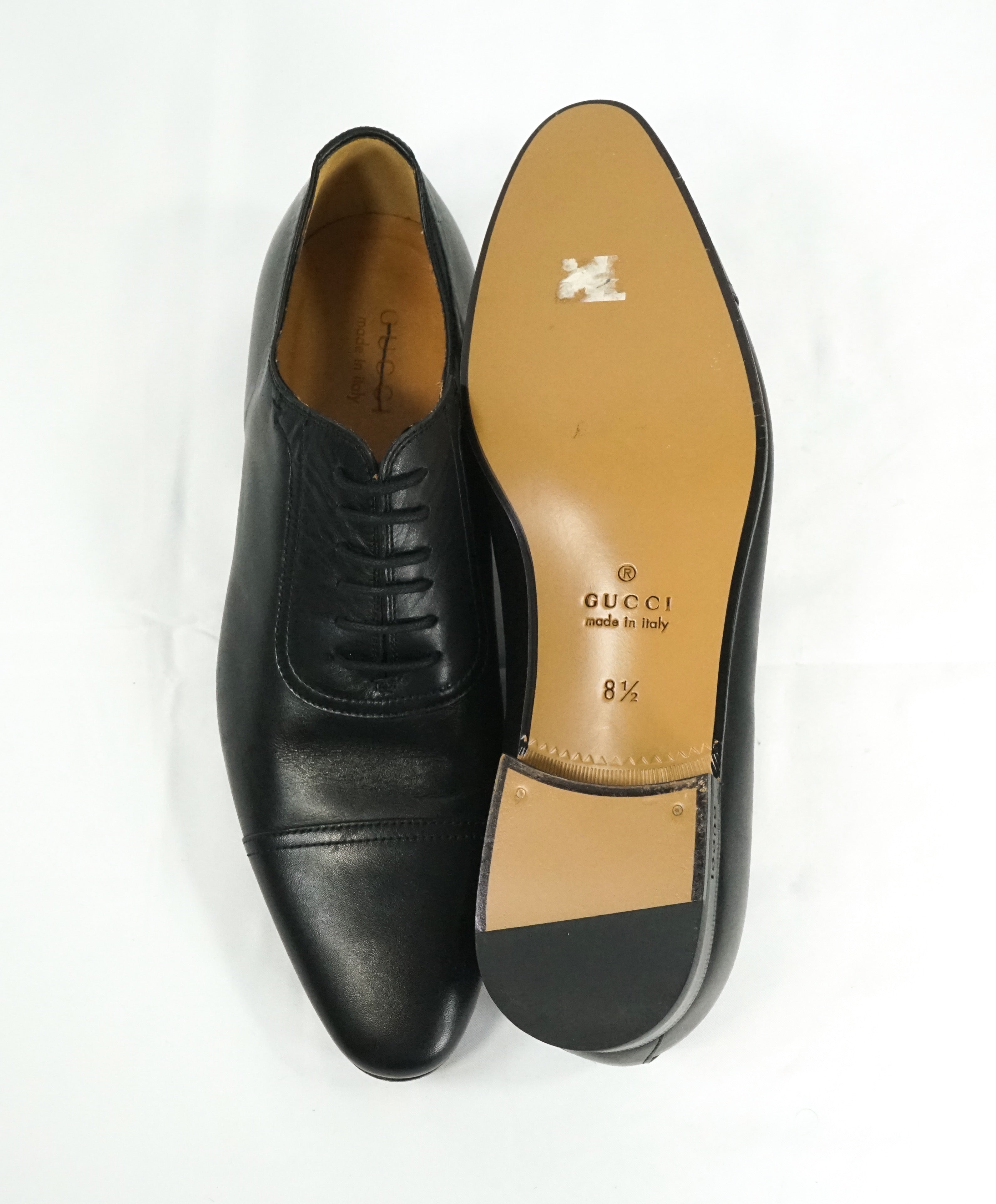 GUCCI - "Drury" Black Slim Silhouette Engraved Heel Oxfords - 9.5