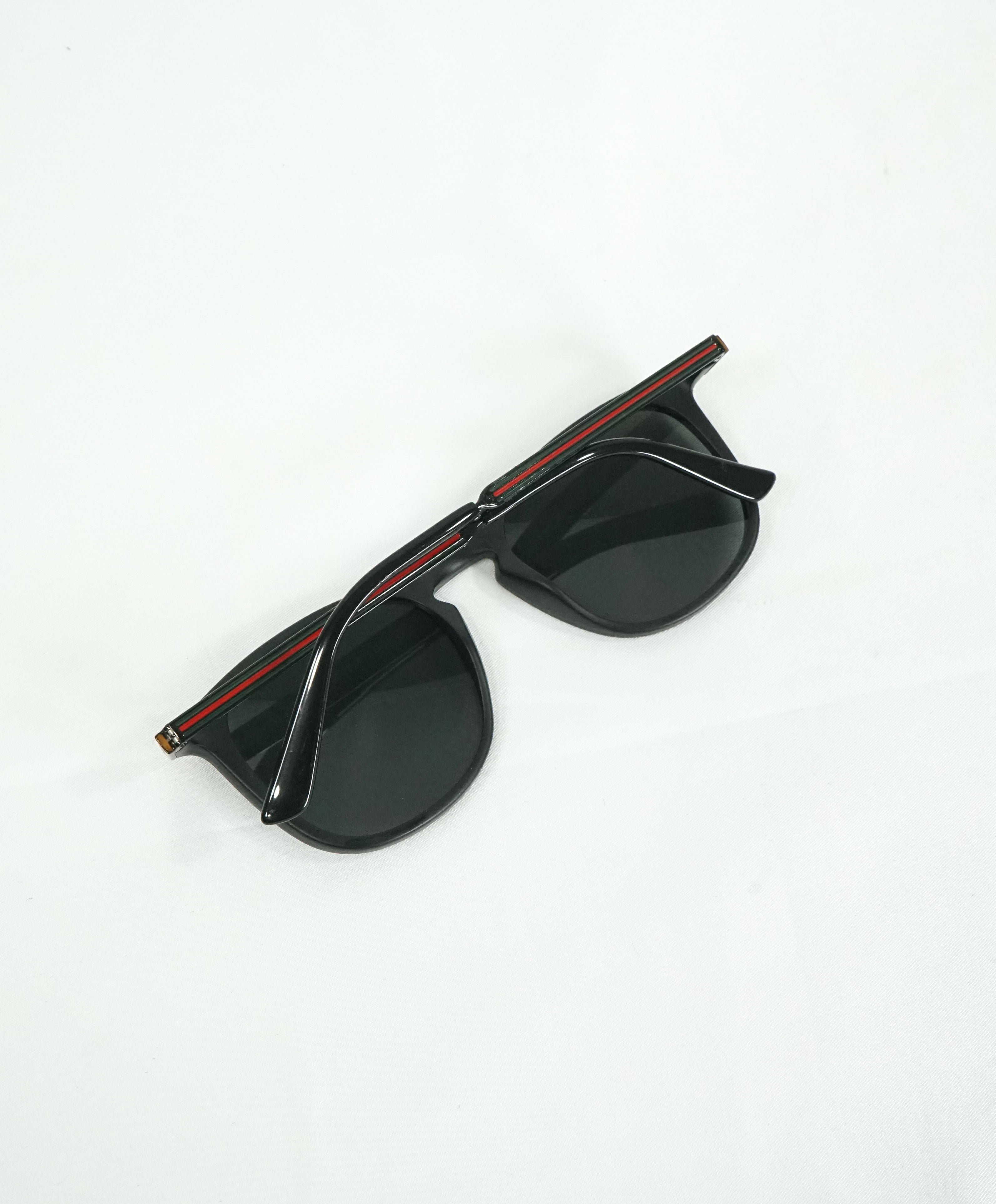 GUCCI - GG1130/s Logo Red & Green Temple Sunglasses - 51-21 145