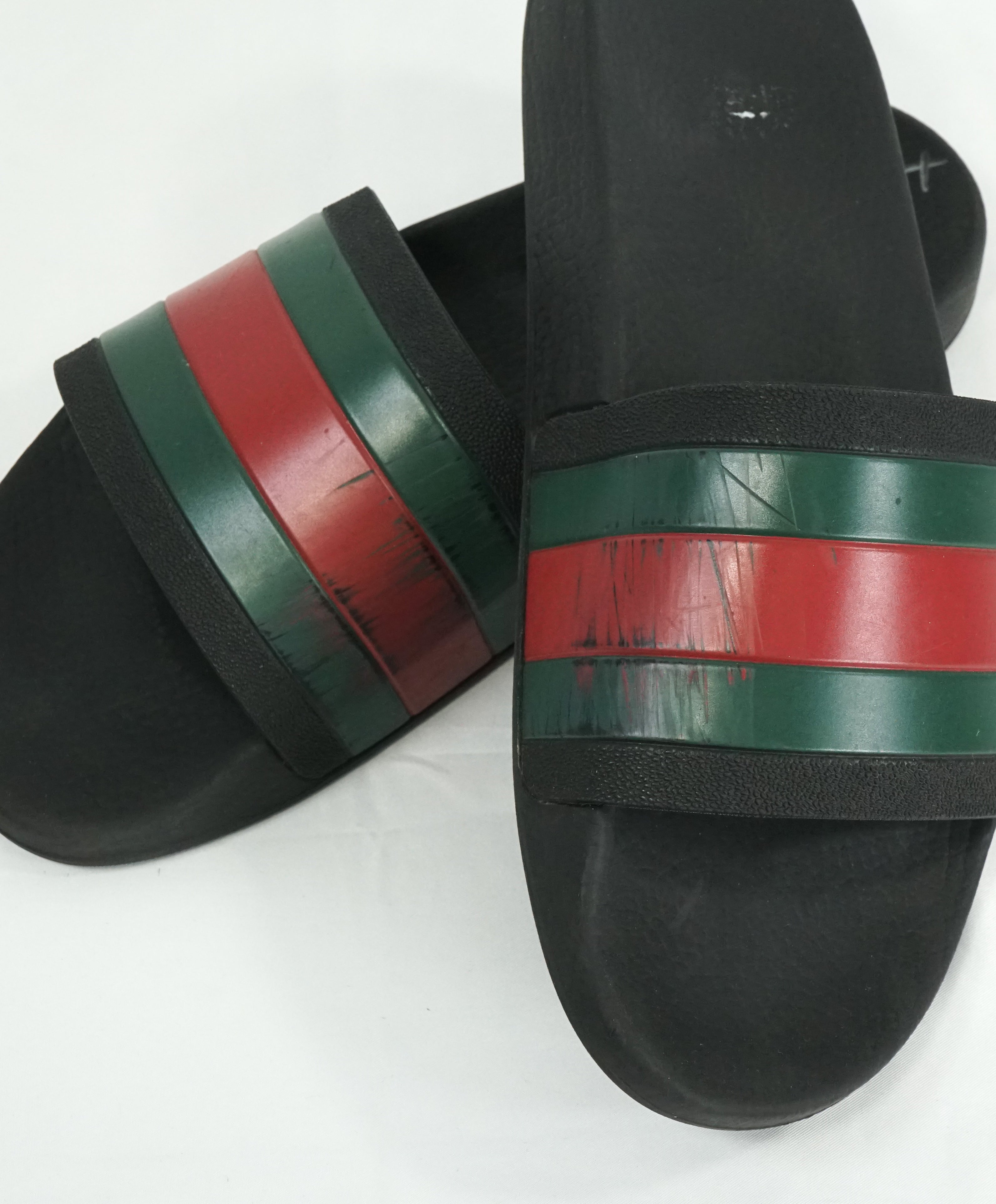 GUCCI - Iconic Green & Red Stripe Slides "72" Slippers - 9