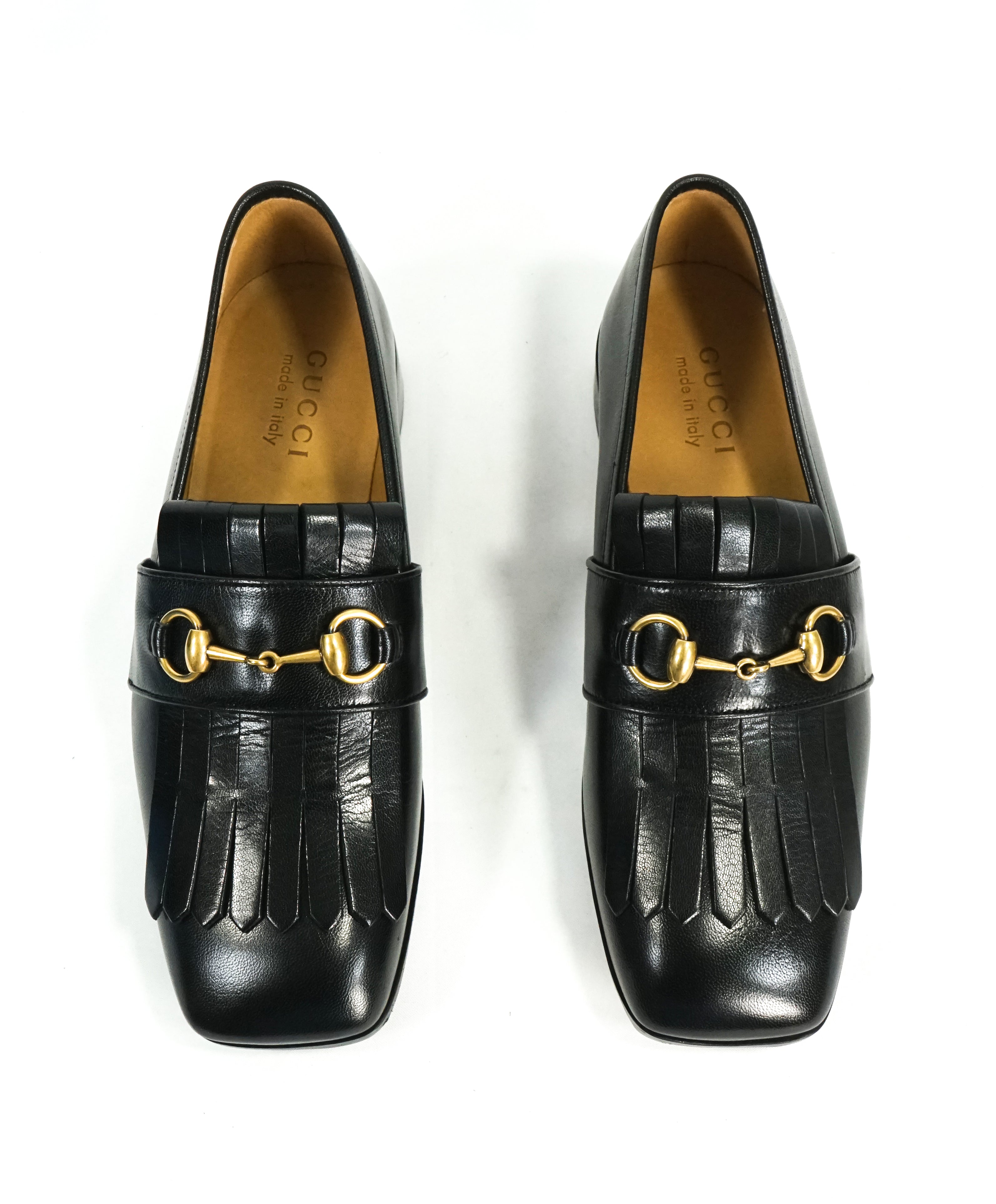 GUCCI - "Malaga" Kid Polly Kiltie Black & Gold Horsebit Fringe Loafers - 6.5