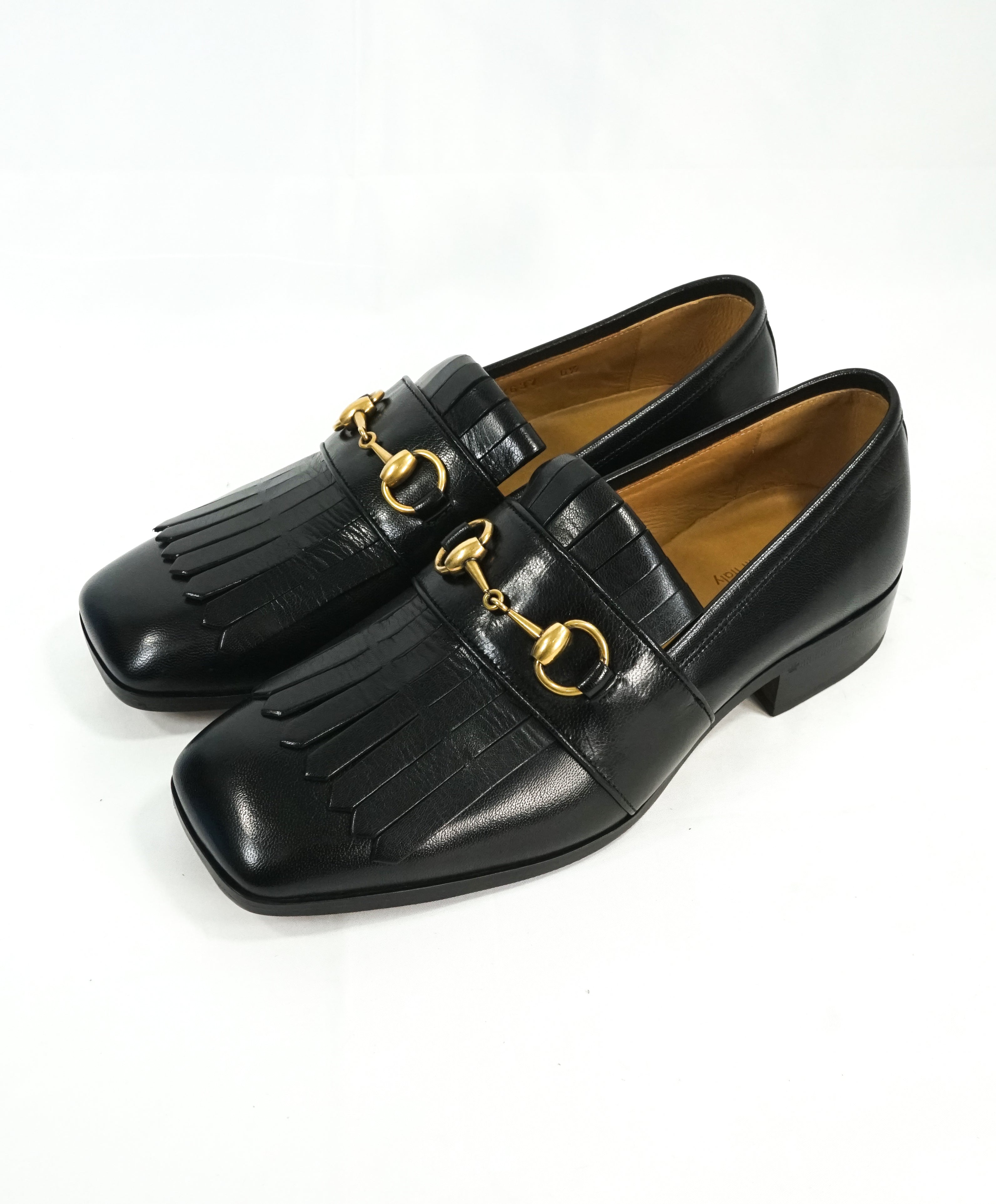 GUCCI - "Malaga" Kid Polly Kiltie Black & Gold Horsebit Fringe Loafers - 6.5