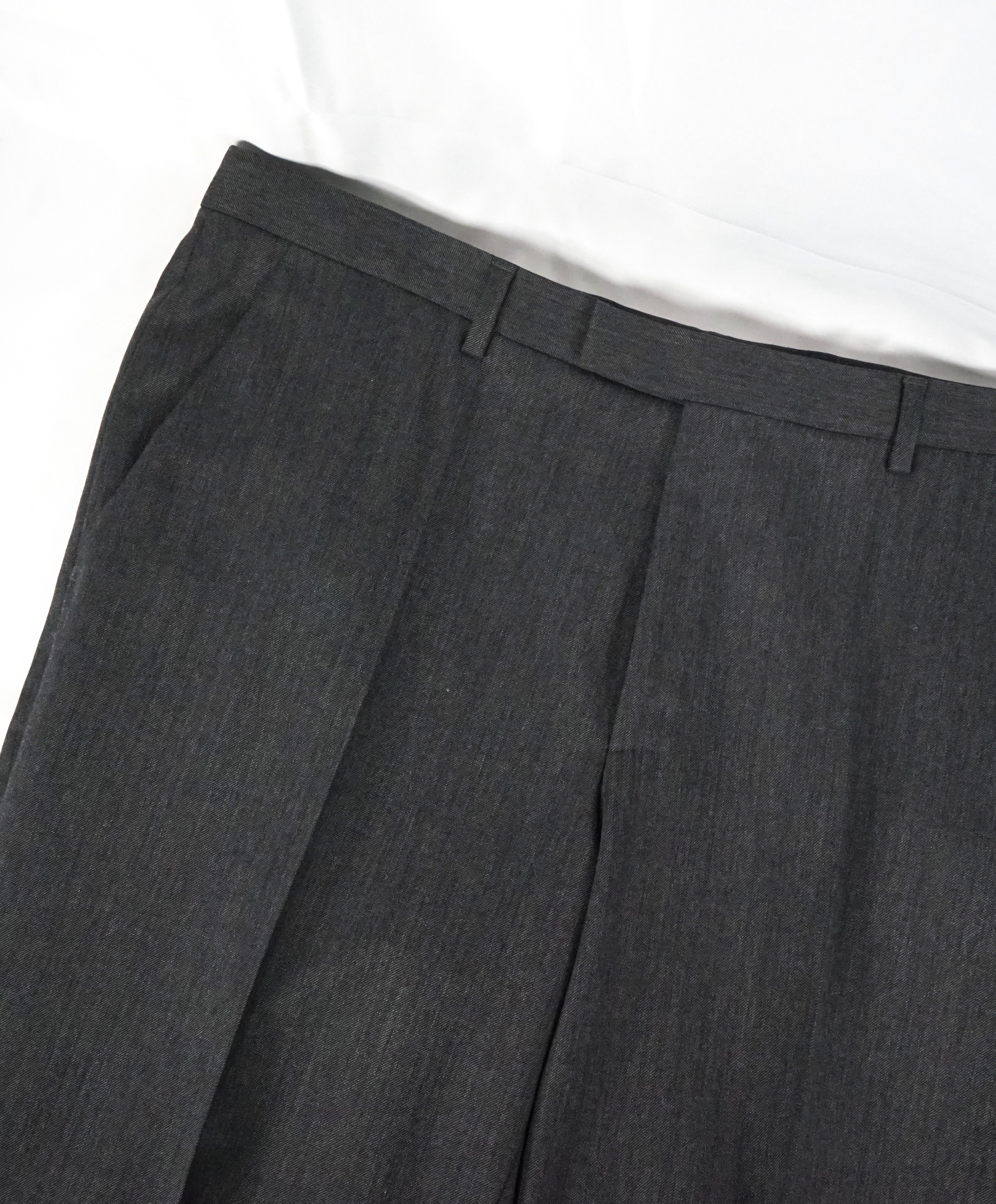 HUGO BOSS - “The Grand/Central US" Gray Textured Wool Flat Dress Pants - 36W