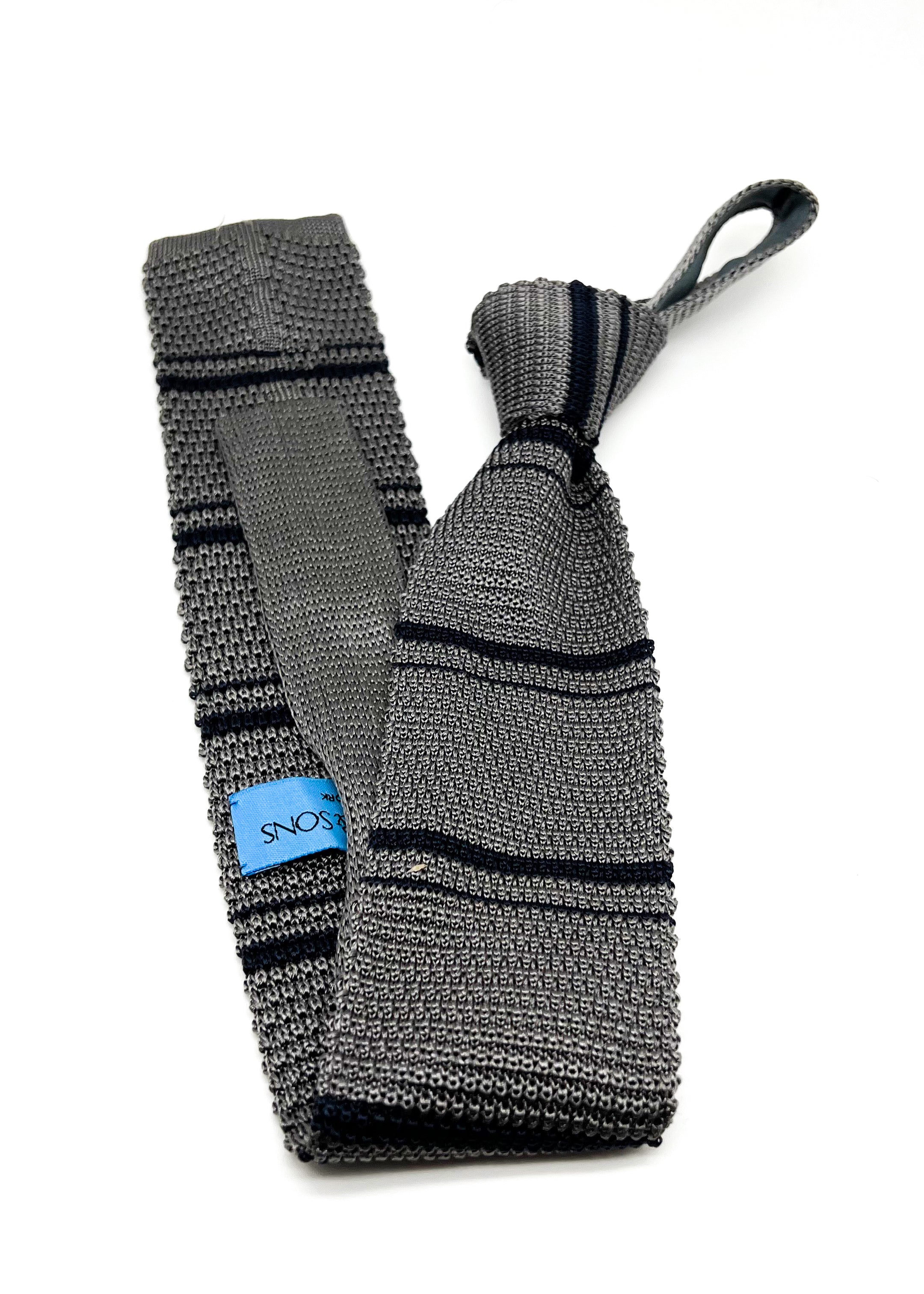 $165 OVADIA & SONS - SILK Knit Gray & Navy Stripe - Tie