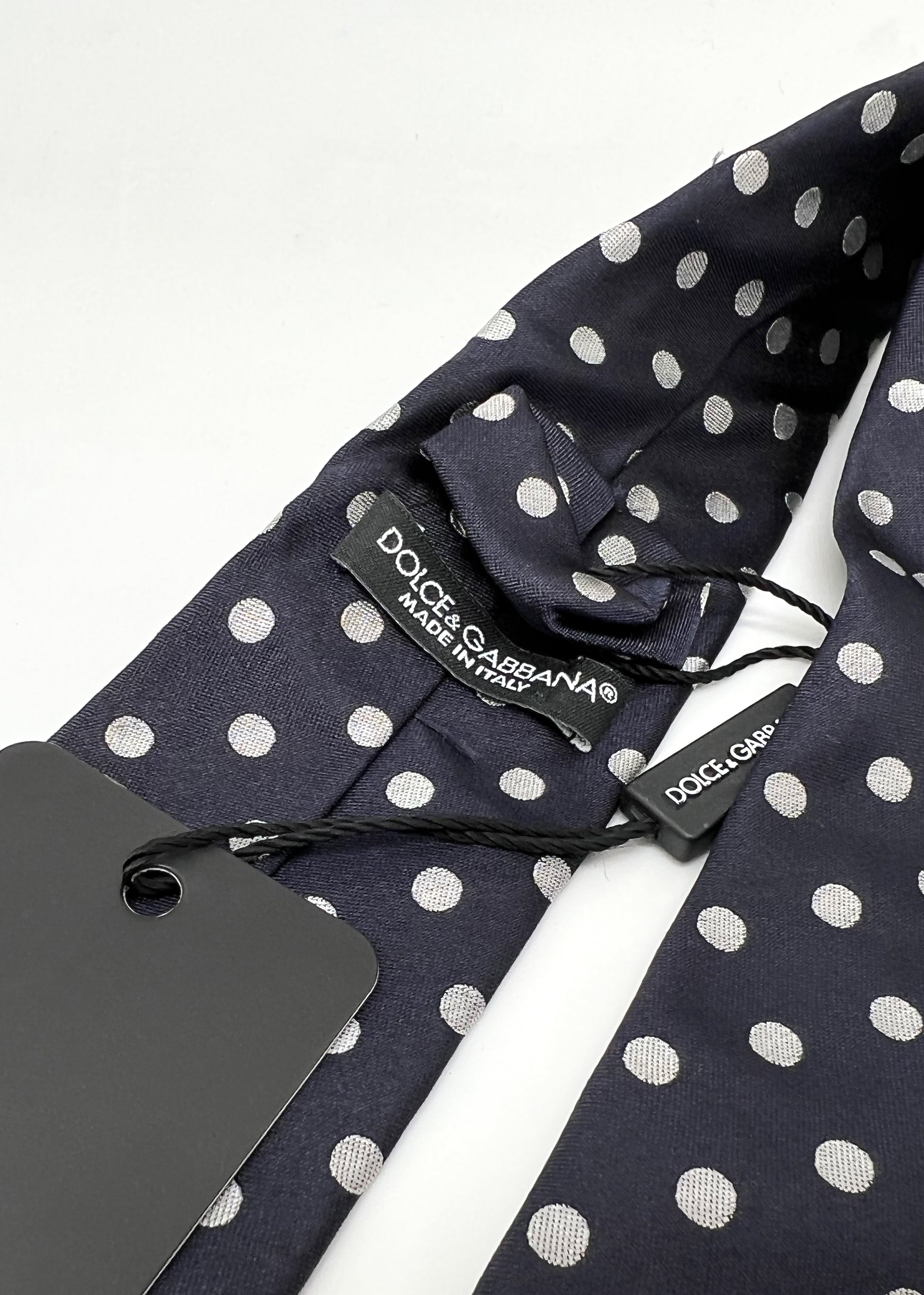 $175 DOLCE & GABBANA - Navy & Silver Polka Dot Silk 2.5" - Tie