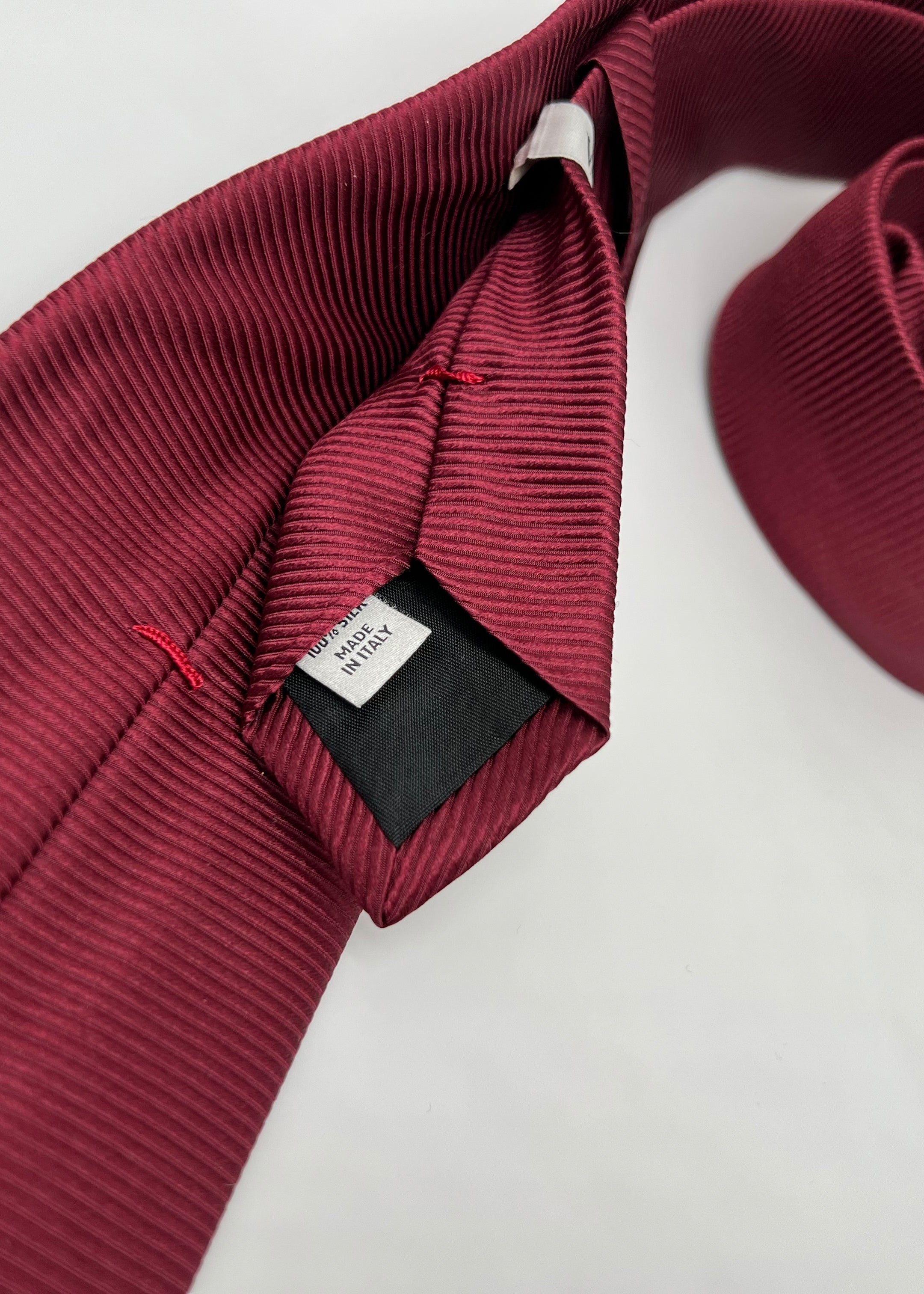 $225 VALENTINO GARAVANI -Burgundy Horizontal Stripe *CLOSET STAPLE* 3.25"- Tie