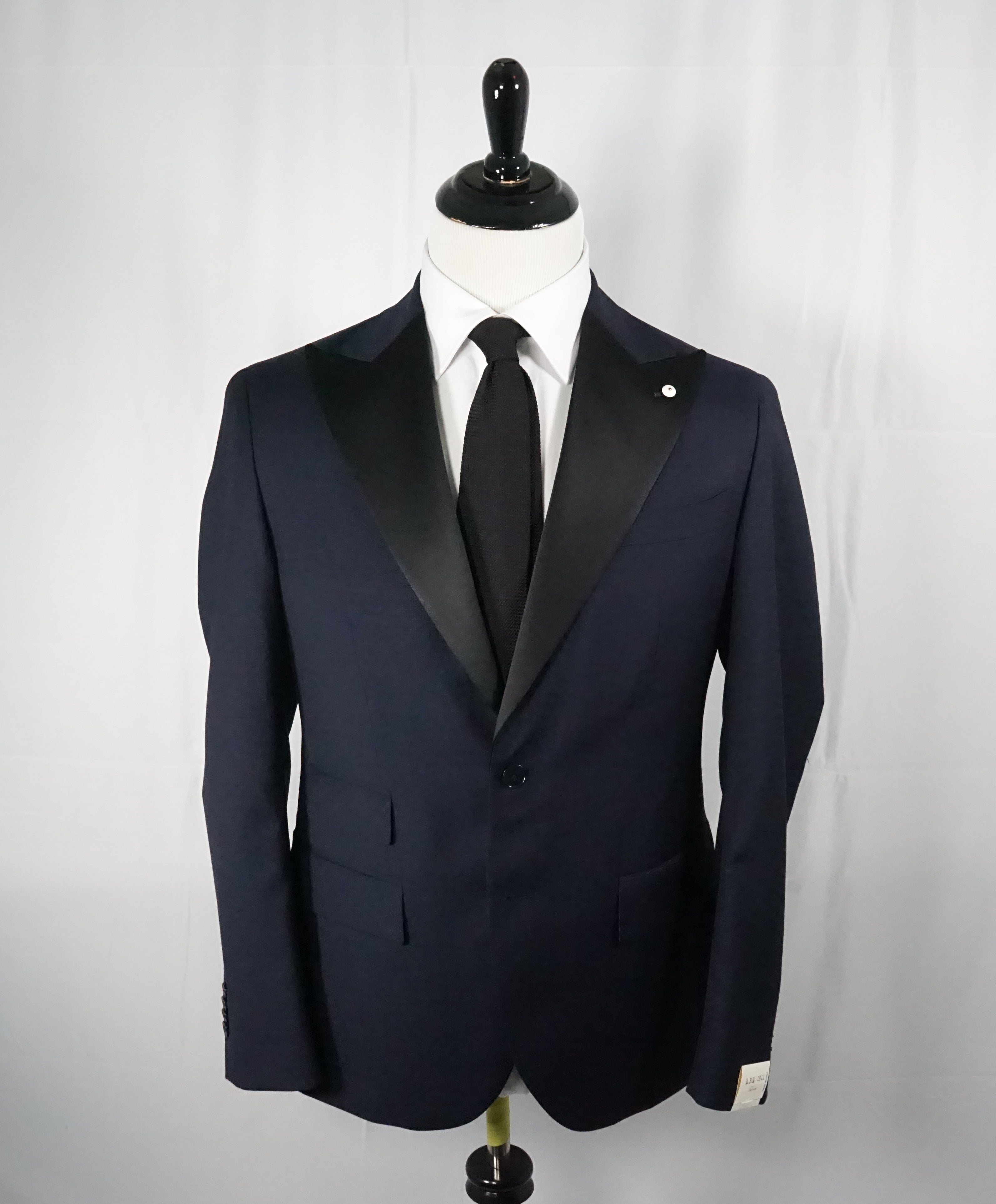 L.B.M. 1911 -LUIGI BIANCHI MANTOVA Blue Wide Peak Lapel Semi-Lined Tuxedo- 36R