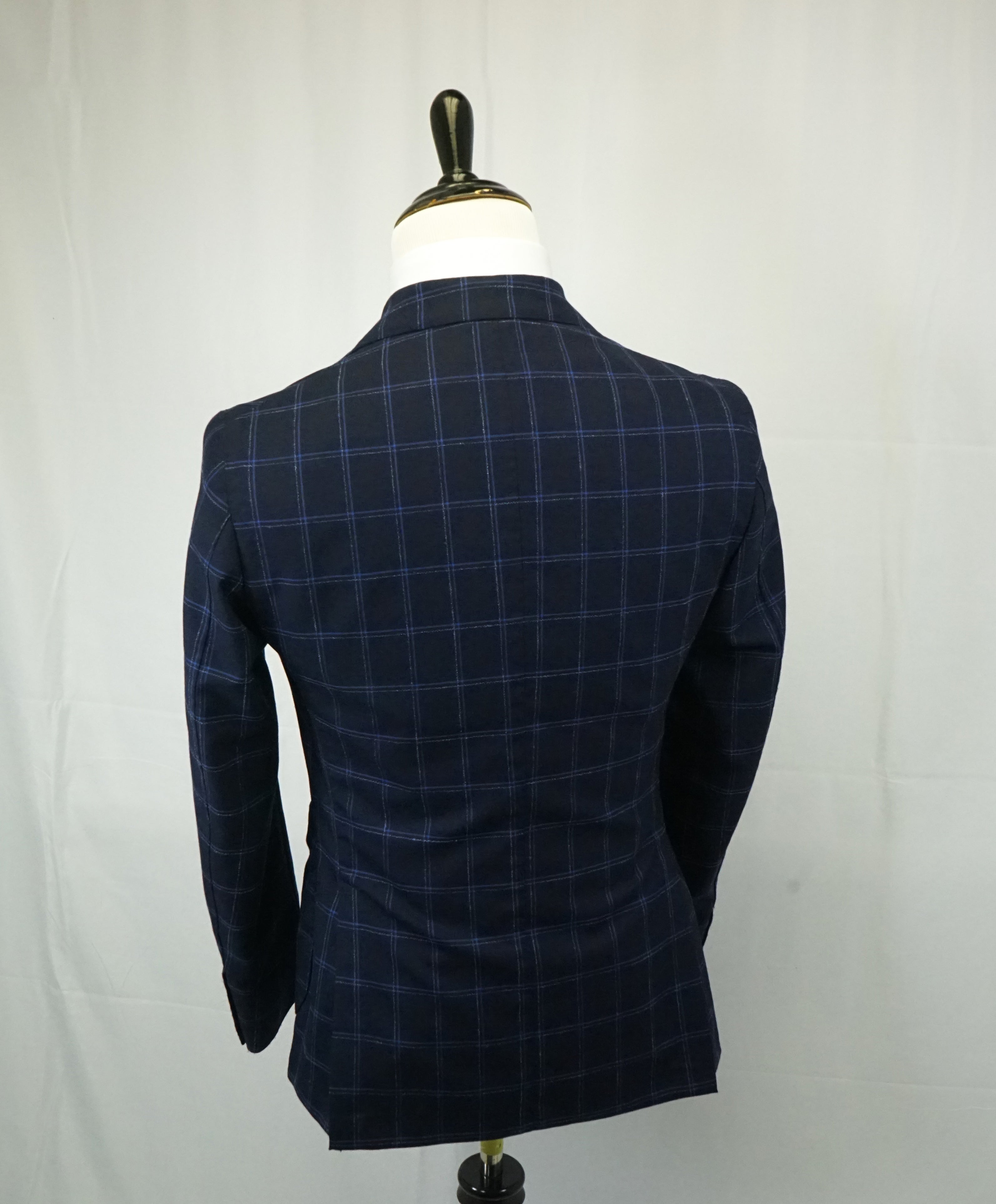 L.B.M. 1911 - Luigi Bianchi Mantova Patch Pocket Semi-Lined Blue Plaid Suit - 38R