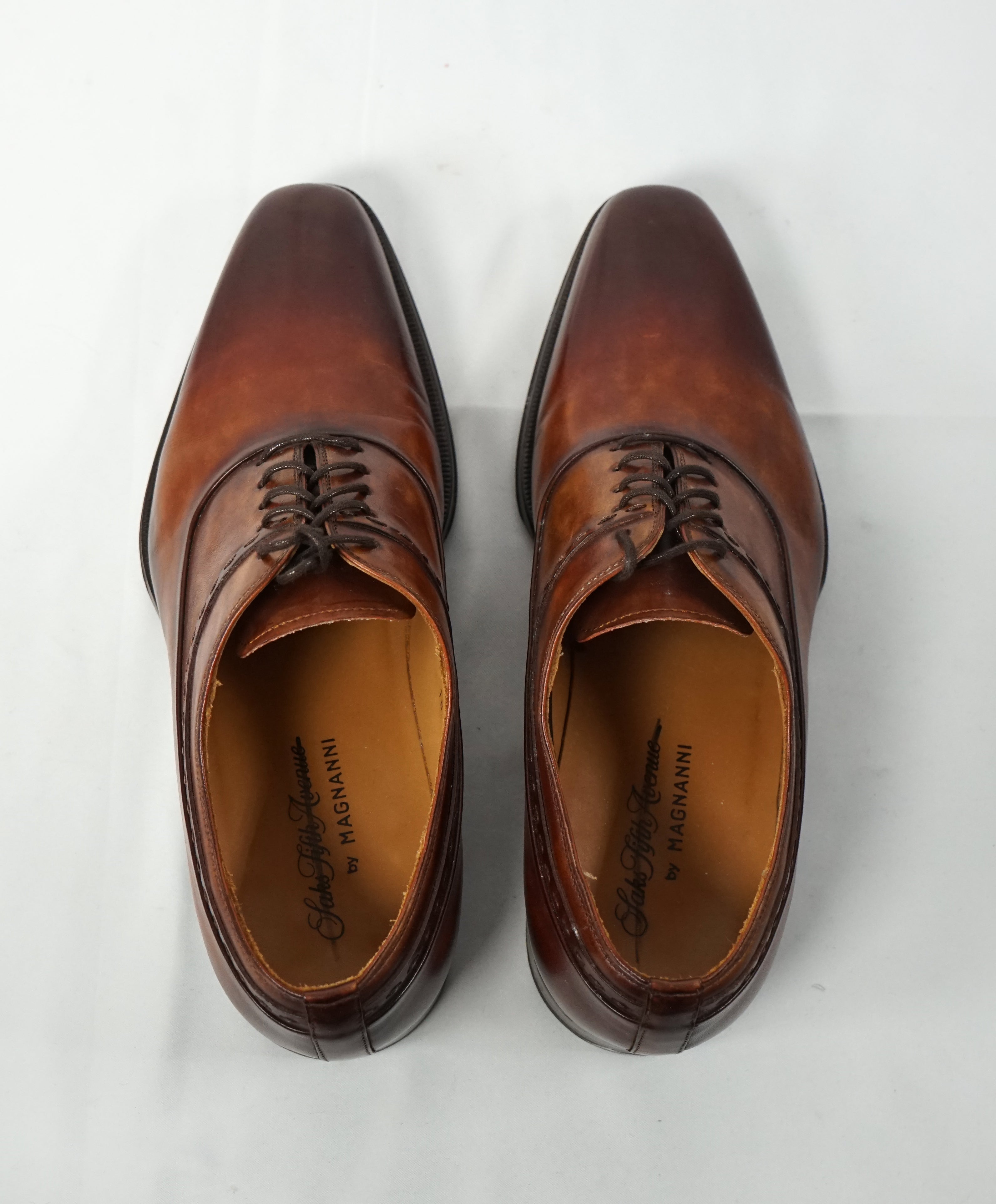 MAGNANNI - Hand Patina Oxfords In A Sleek Detailed Silhouette - 7.5