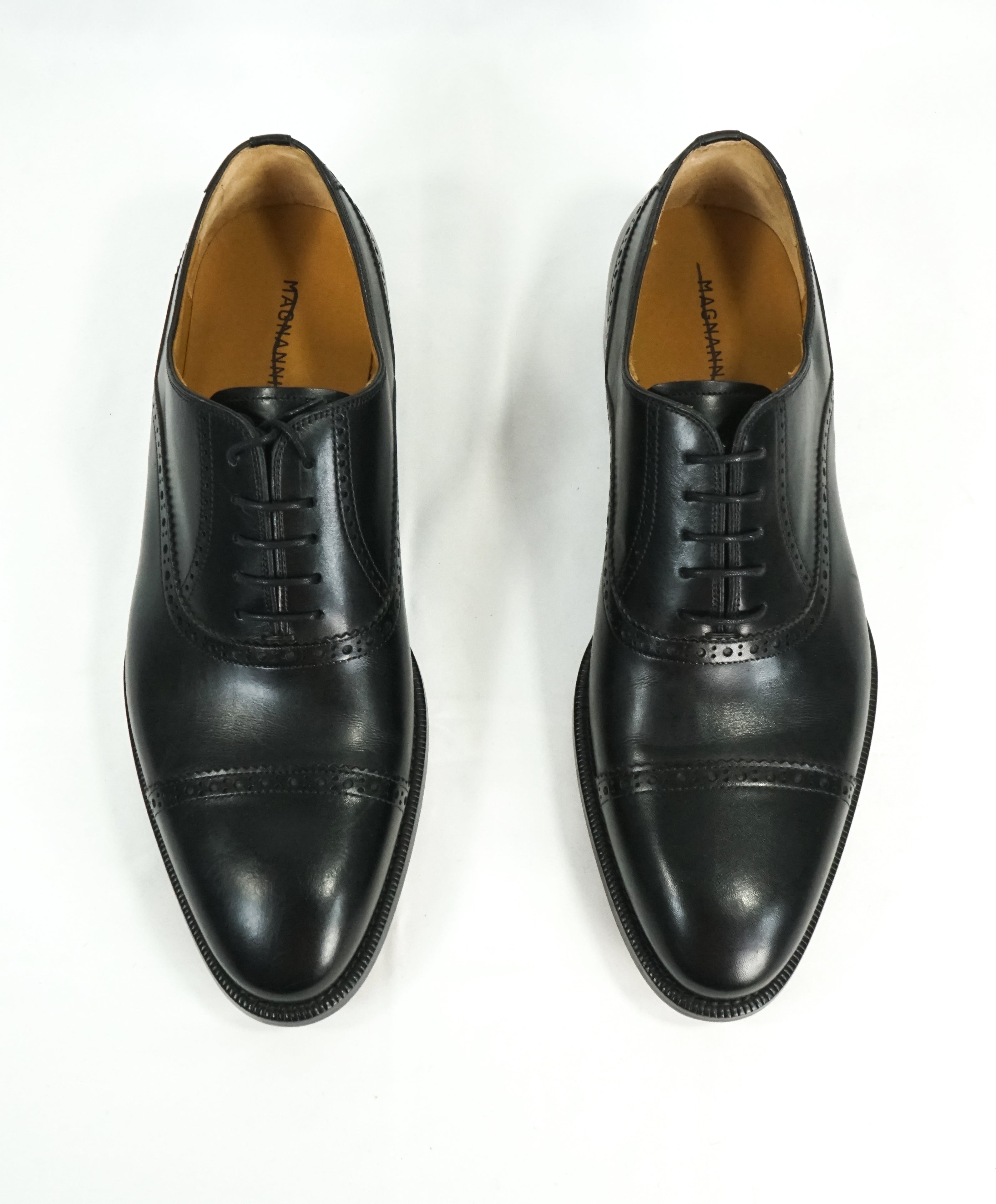 MAGNANNI - Cap Toe Black Brogue Oxfords With Leather Soles - 8