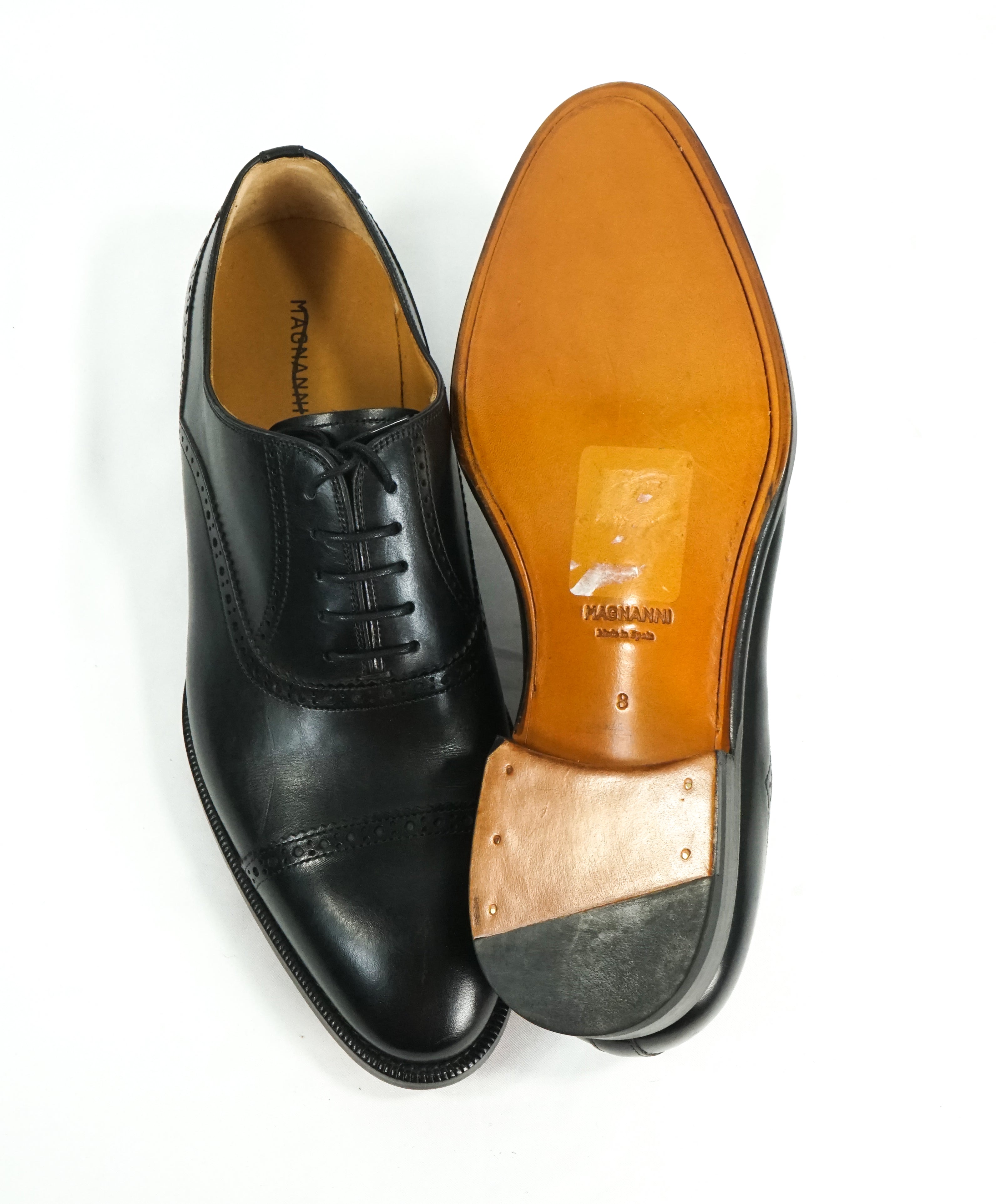 MAGNANNI - Cap Toe Black Brogue Oxfords With Leather Soles - 8