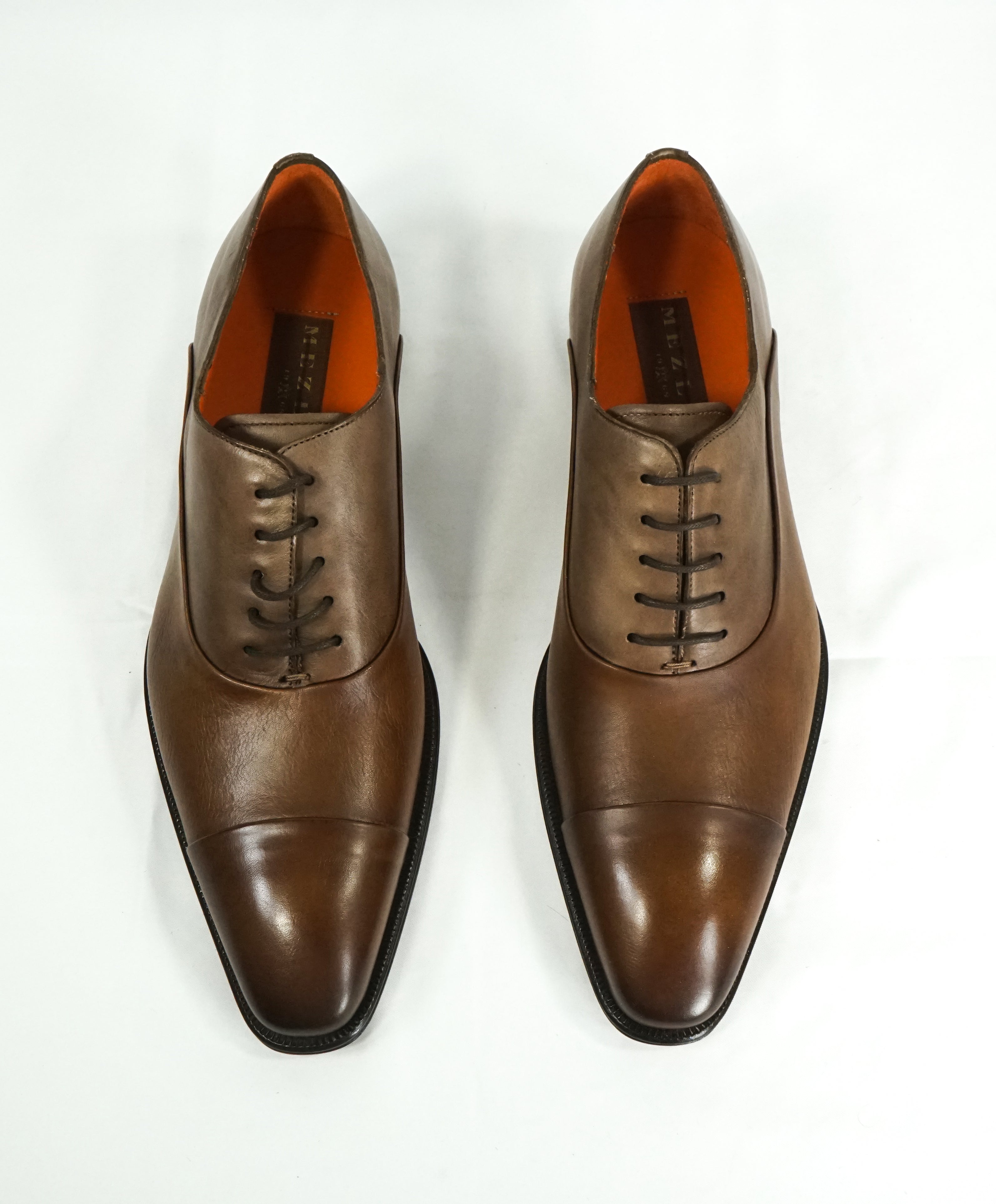 MEZLAN - Two Tone BiColor Soft Leather Oxfords Orange Sole - 8.5