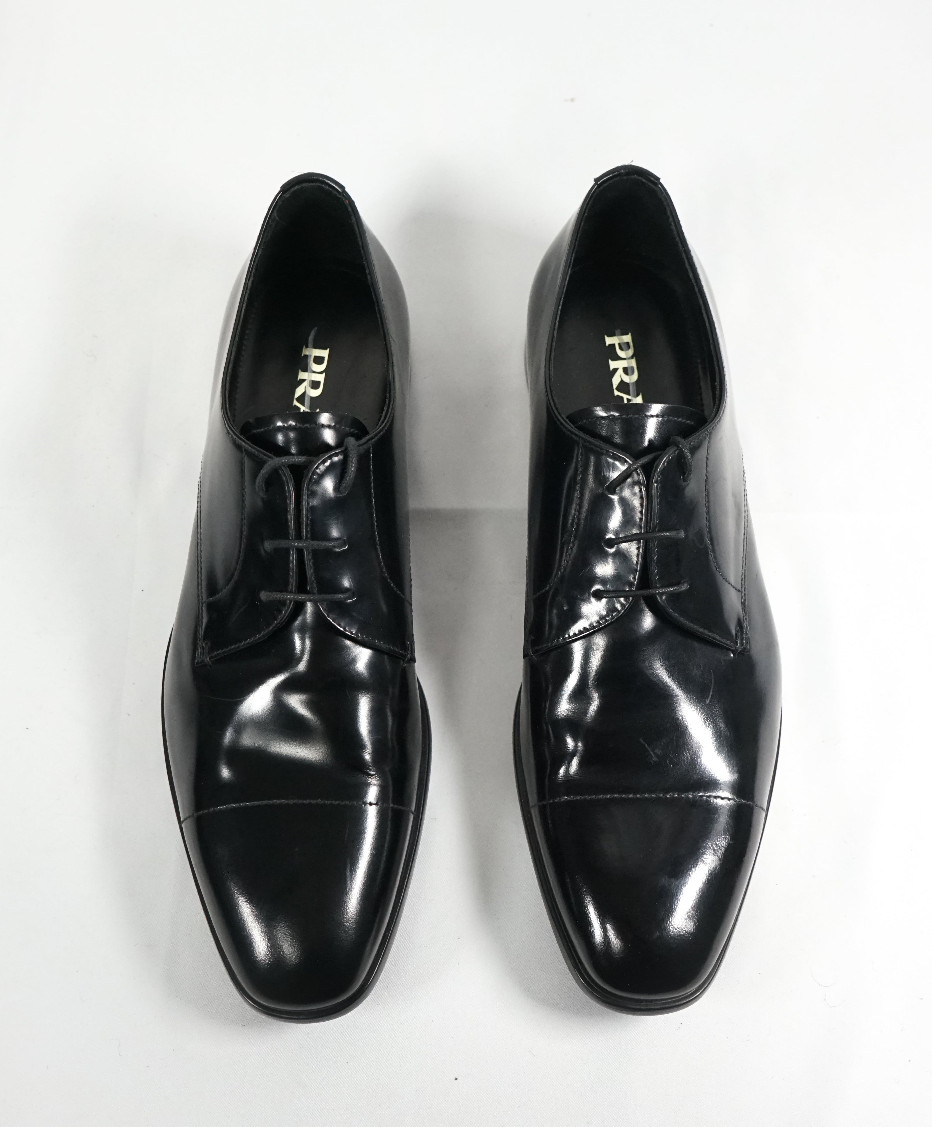 PRADA - Patent Leather Cap Toe Spazzolato Oxfords With Logo Inset Heel - 9