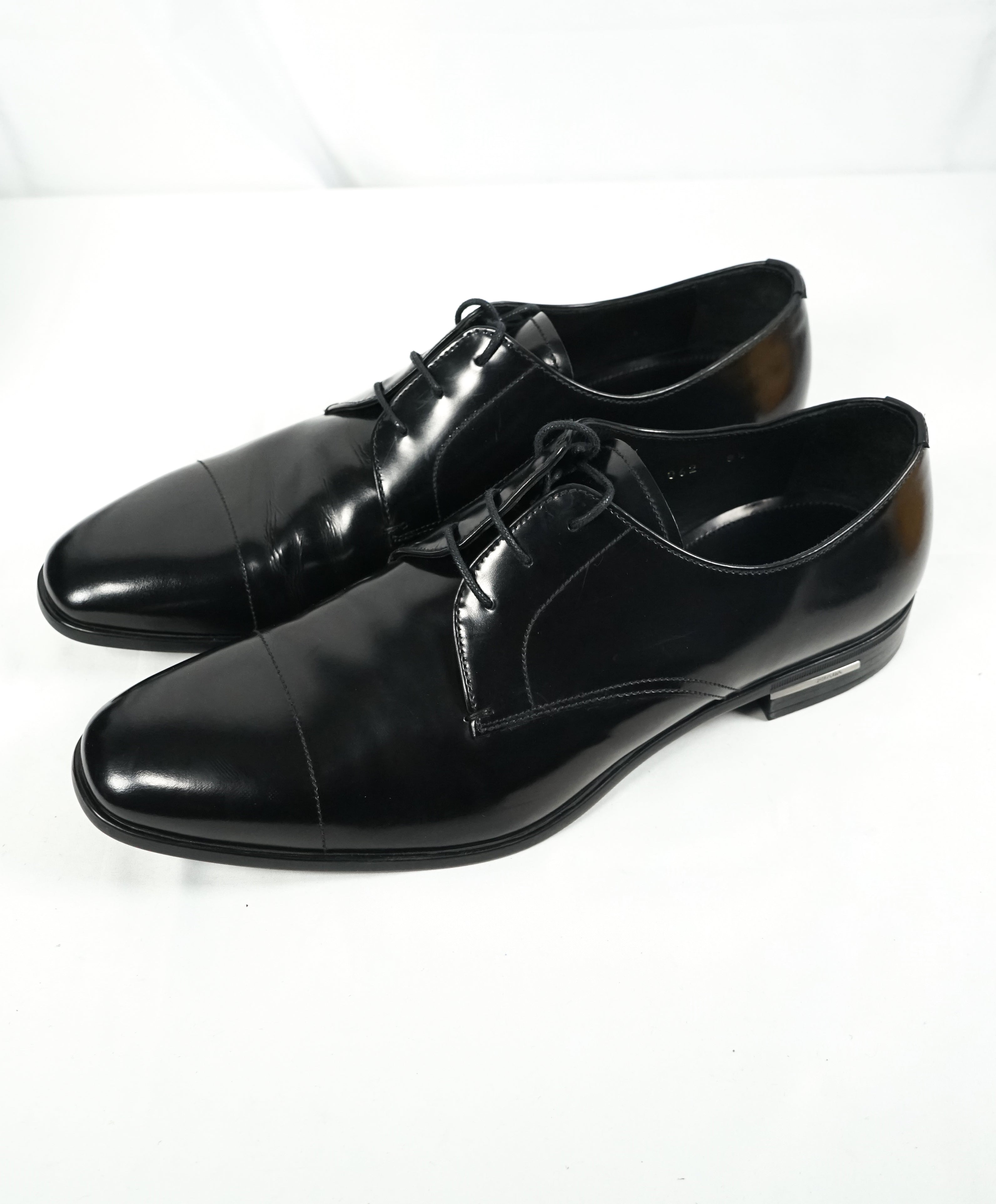 PRADA - Patent Leather Cap Toe Spazzolato Oxfords With Logo Inset Heel - 9.5