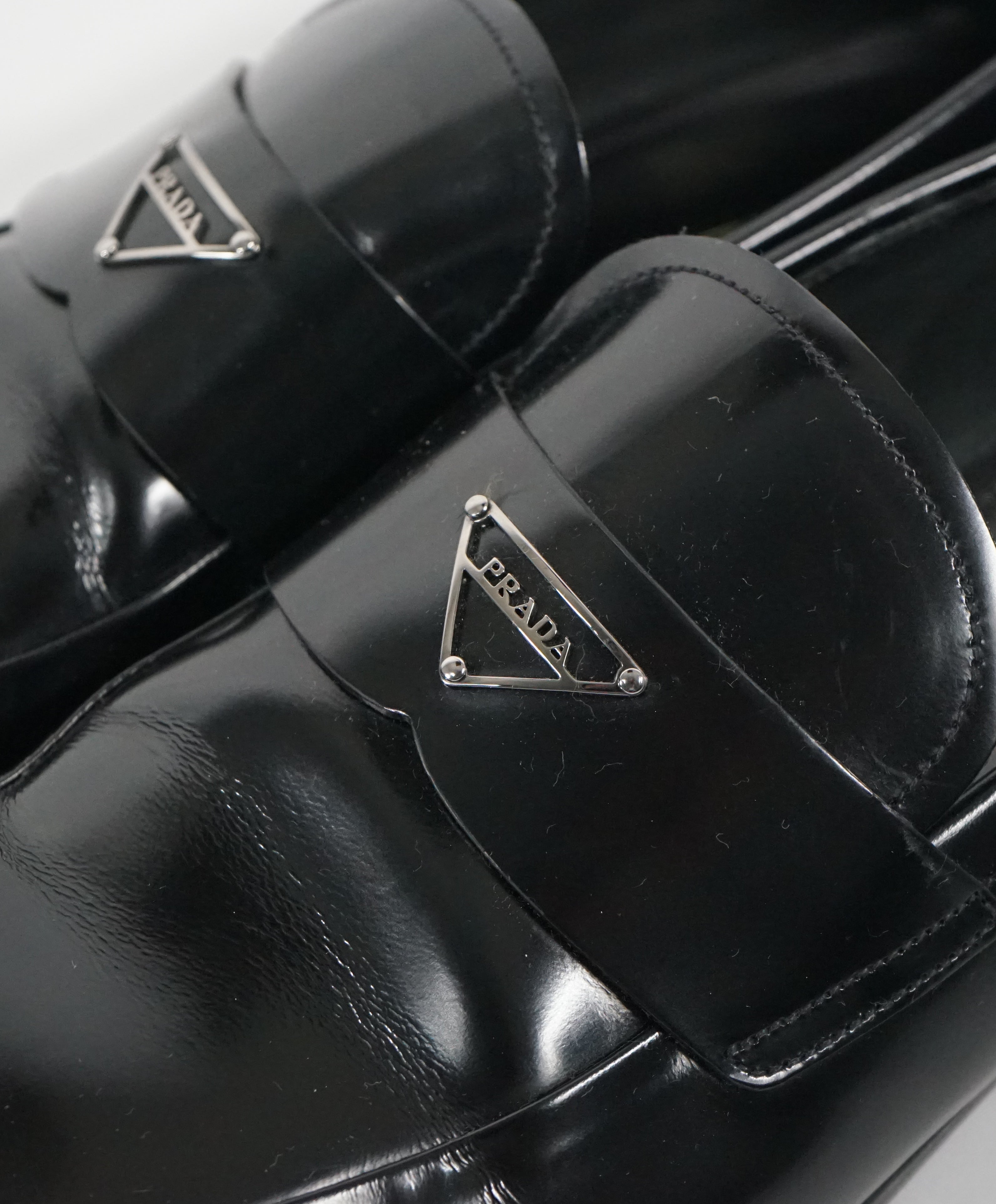 PRADA - Patent Leather Spazzolato Loafer With Logo Bit Front - 9