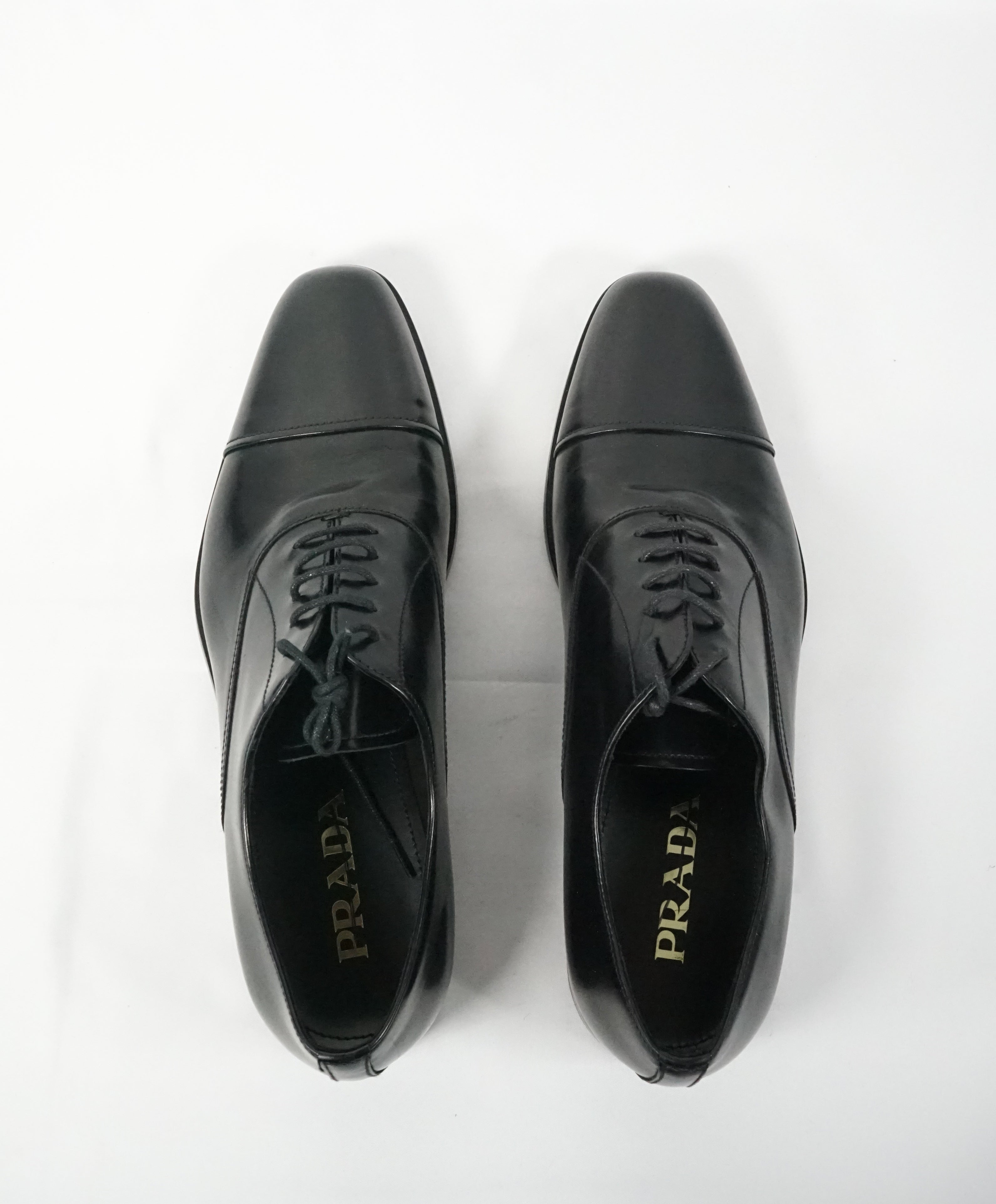 PRADA - Leather Cap Toe Spazzolato Oxfords With Logo Inset Heel - 9