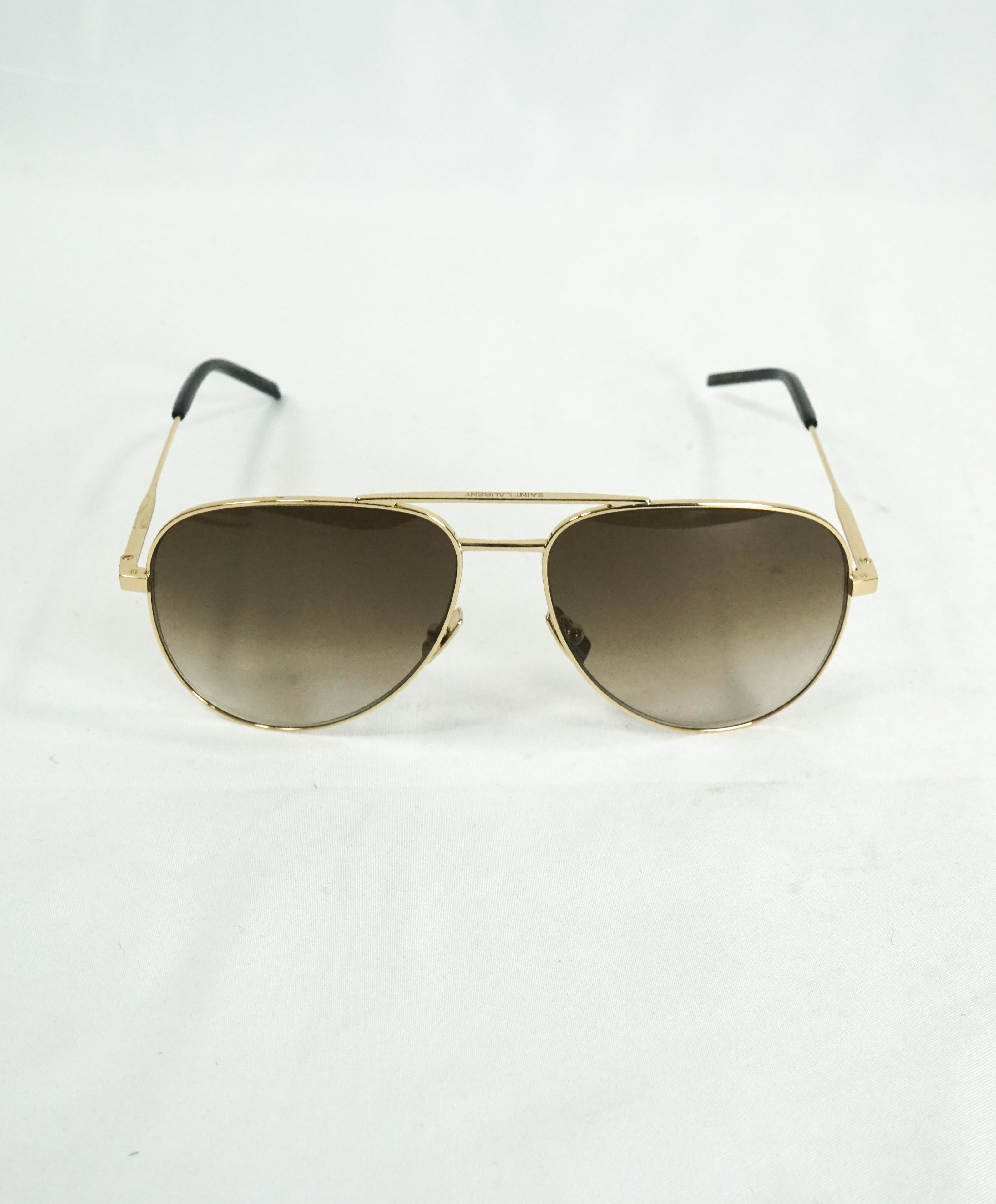 YVES SAINT LAURENT -YSL "Classic 11" Gold Logo Engraved Aviators Sunglasses - 55-14 140