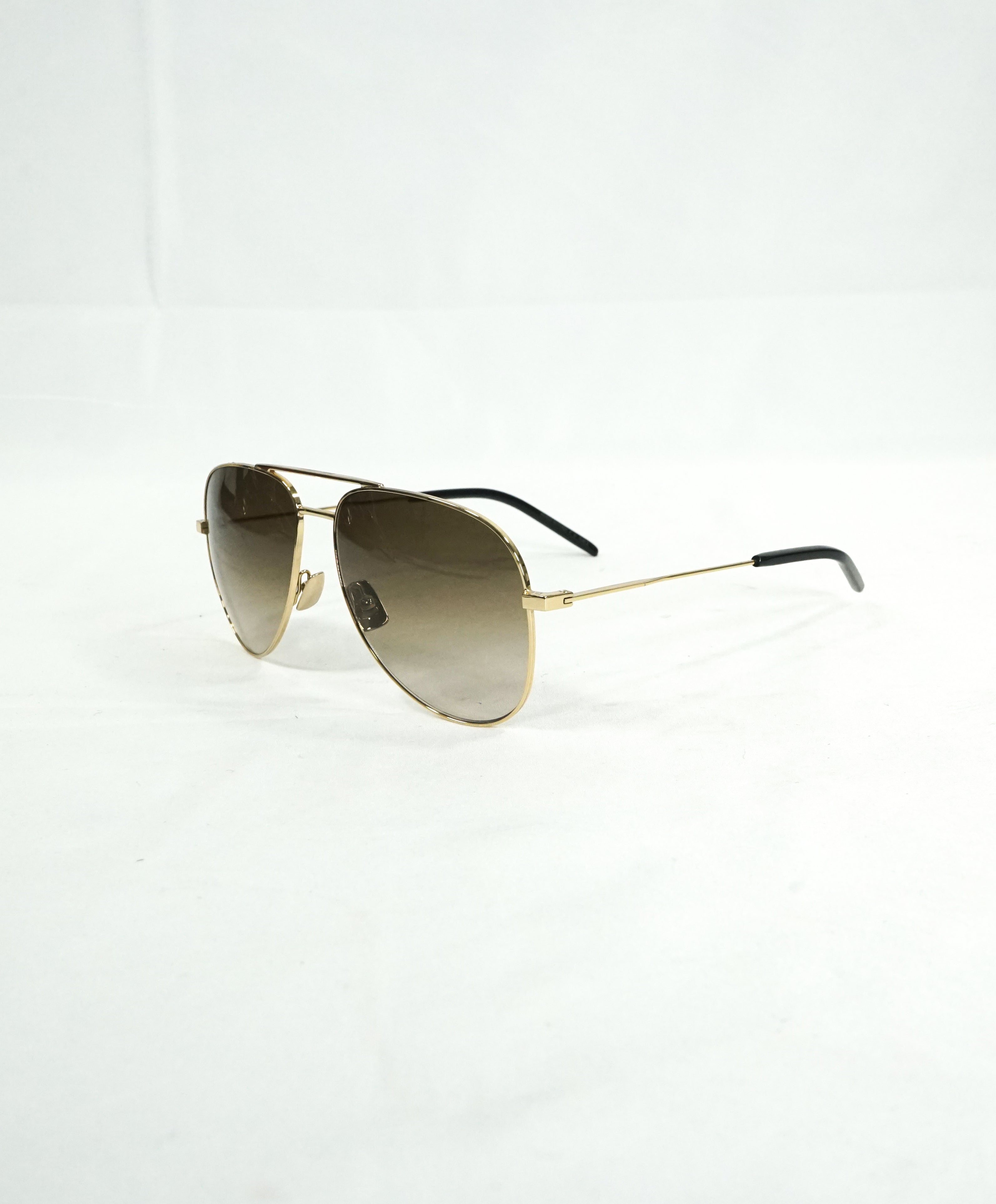 YVES SAINT LAURENT -YSL "Classic 11" Gold Logo Engraved Aviators Sunglasses - 55-14 140