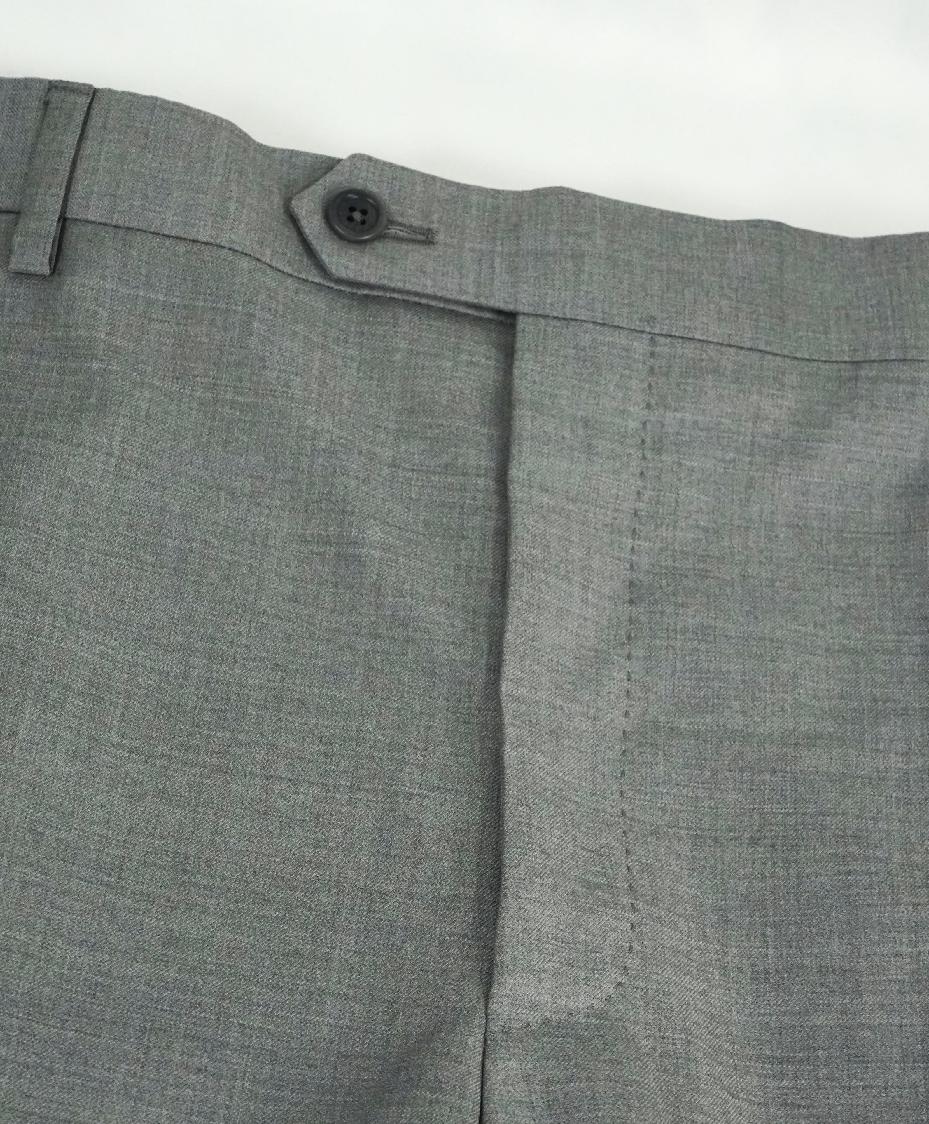 SAKS FIFTH AVE - Gray Wool MADE IN ITALY Flat Front Dress Pants -  40W