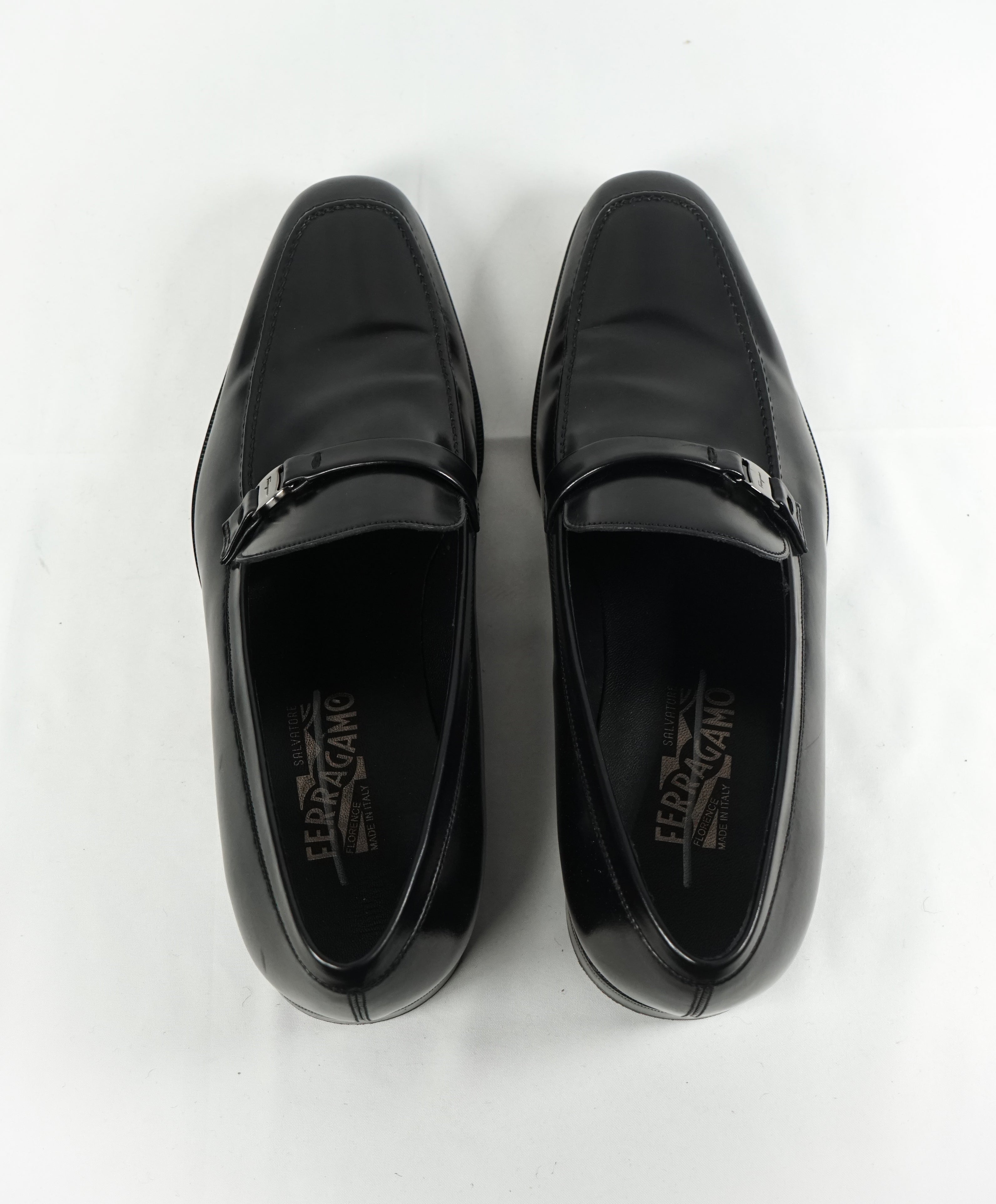 SALVATORE FERRAGAMO - “Destin” Black Slip-On Loafer With Engraved Bit - 11 EE