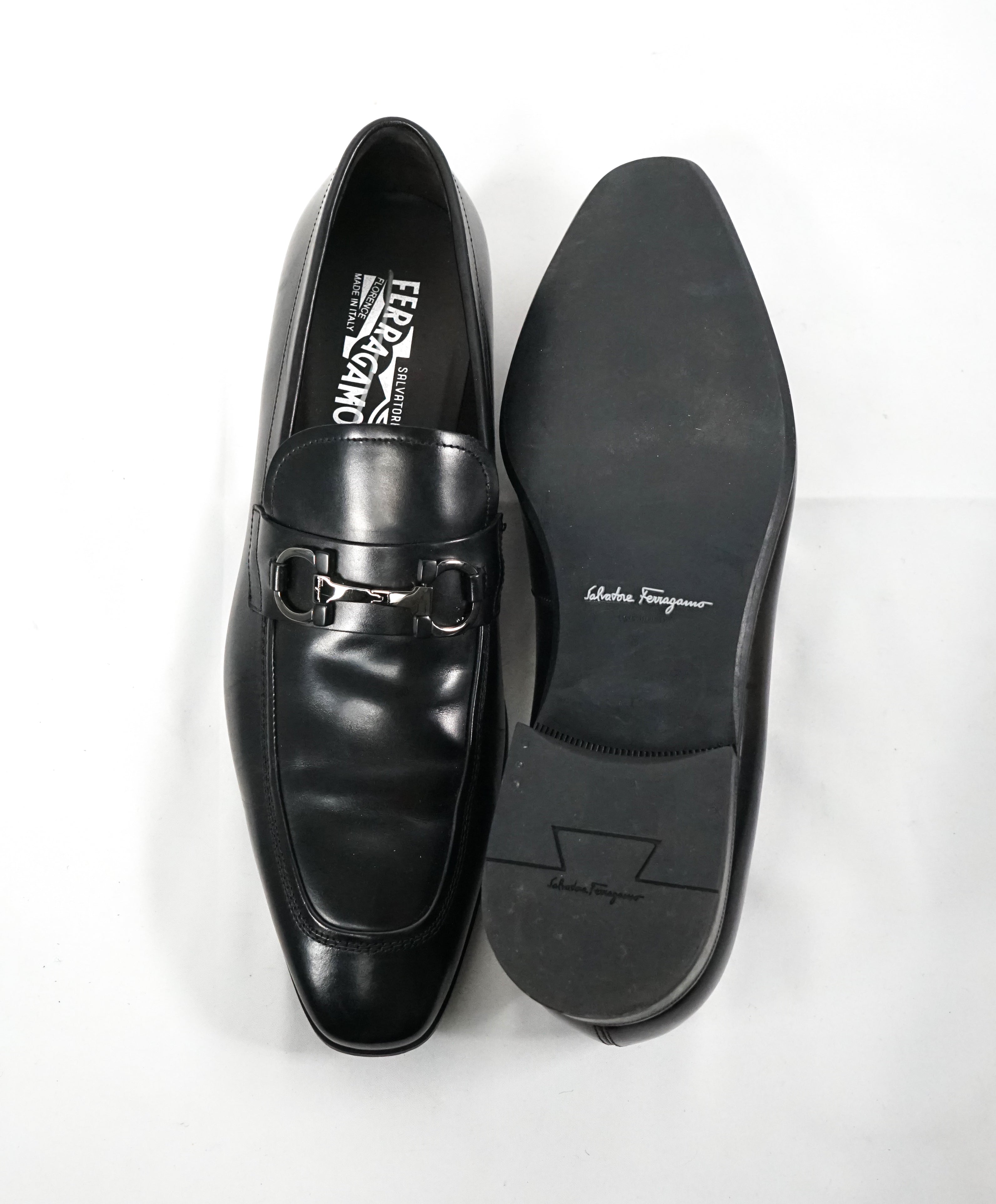 SALVATORE FERRAGAMO - “Dinamo” 2 Tone Gancini Bit Black Leather Loafers - 10 D