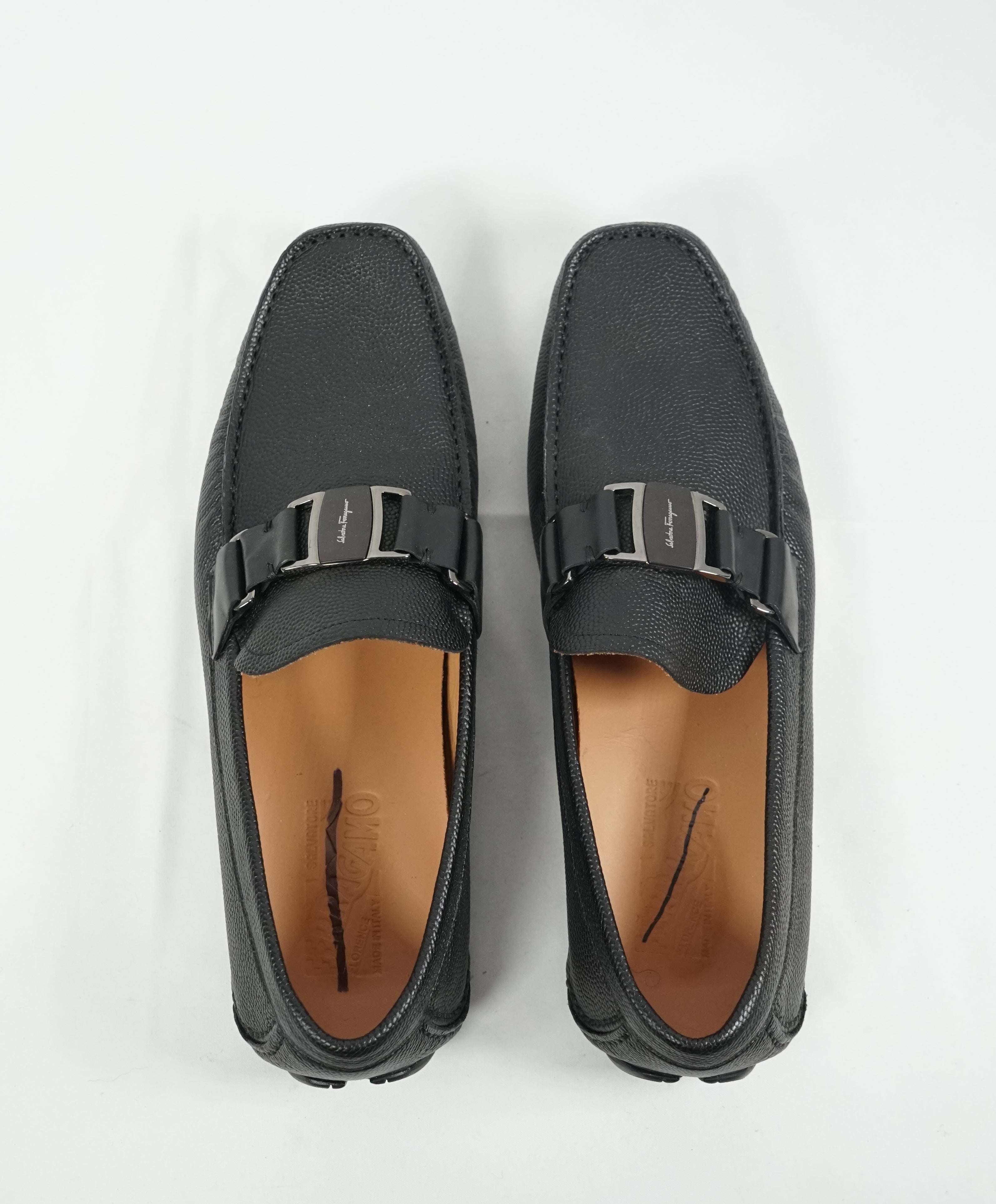 SALVATORE FERRAGAMO - “Sardegna" Black Iconic Pebbled Loafers - 8.5 D