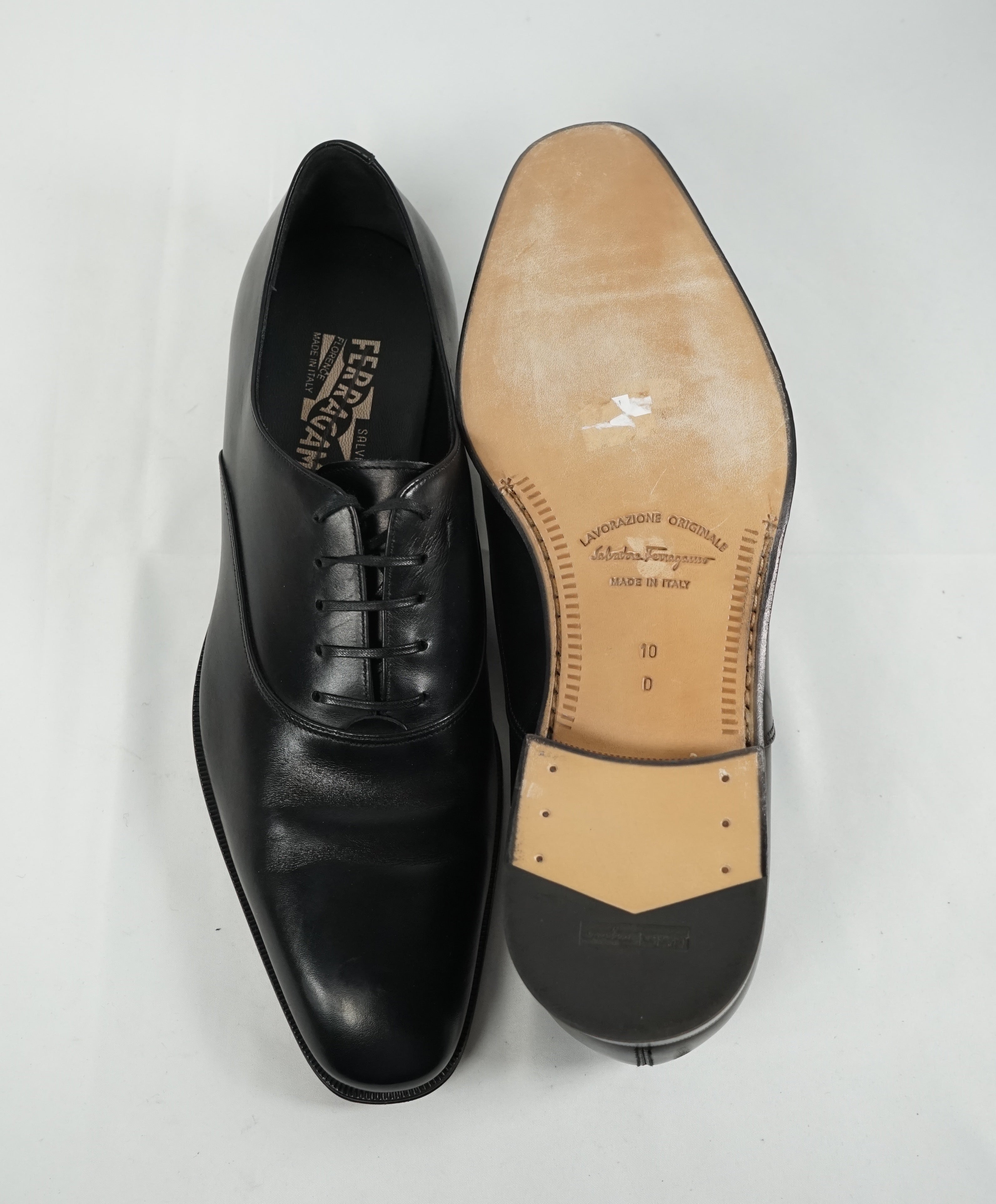 SALVATORE FERRAGAMO - “ Fedele” Black Oxford W Leather Sole - 10 D