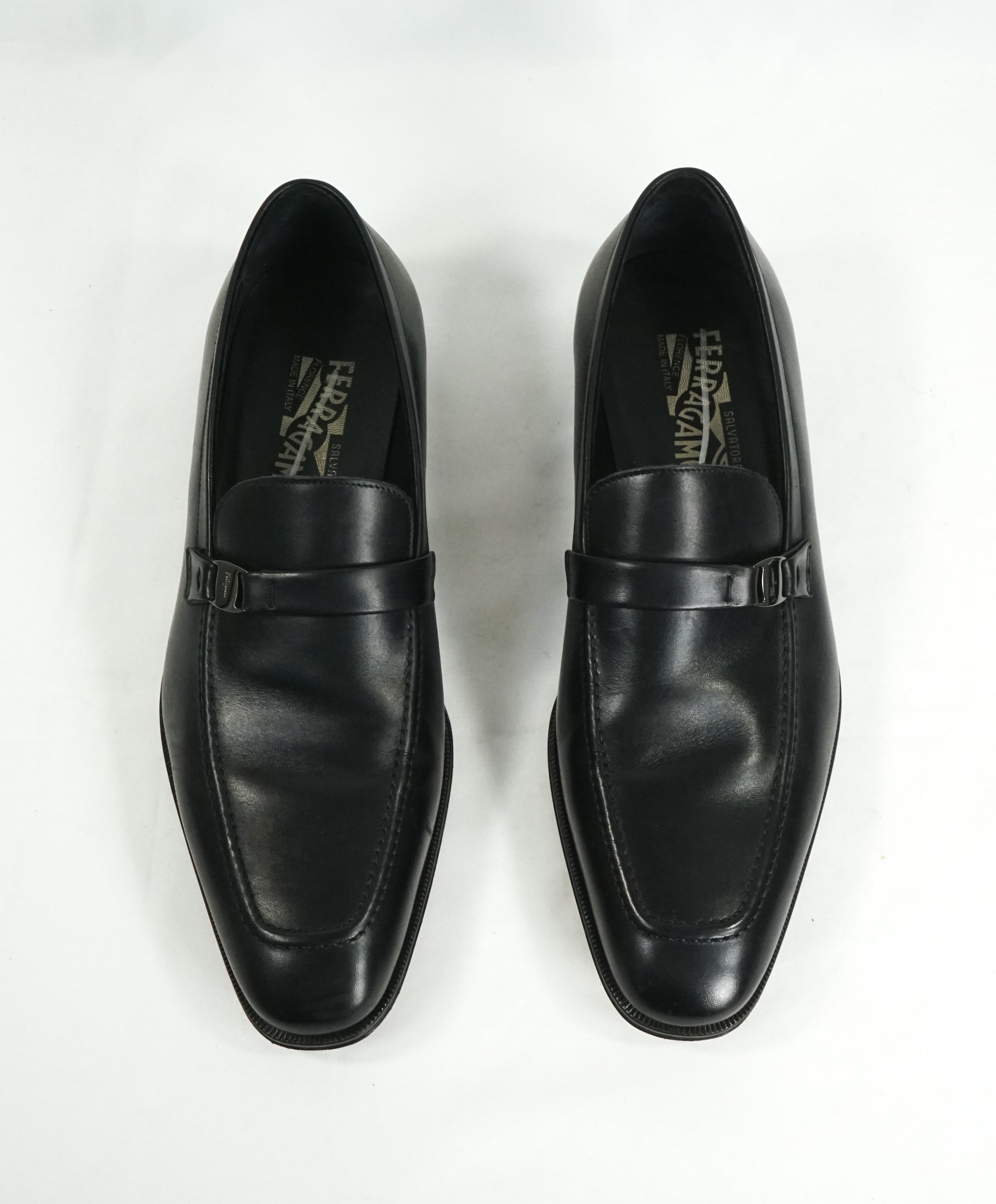 SALVATORE FERRAGAMO - “Destin” Black Slip-On Loafer With Engraved Bit - 9 D