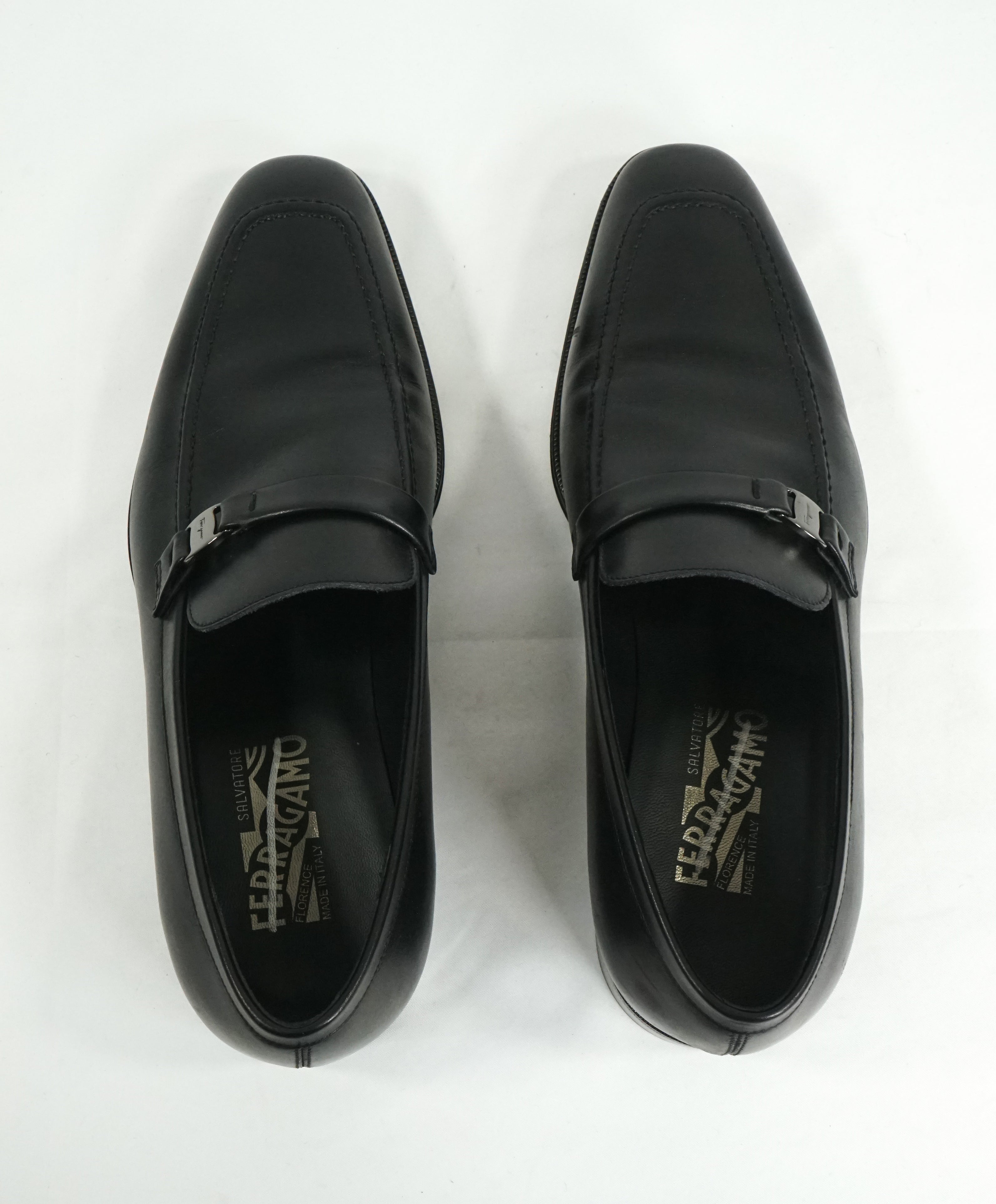 SALVATORE FERRAGAMO - “Destin” Black Slip-On Loafer With Engraved Bit - 9 D