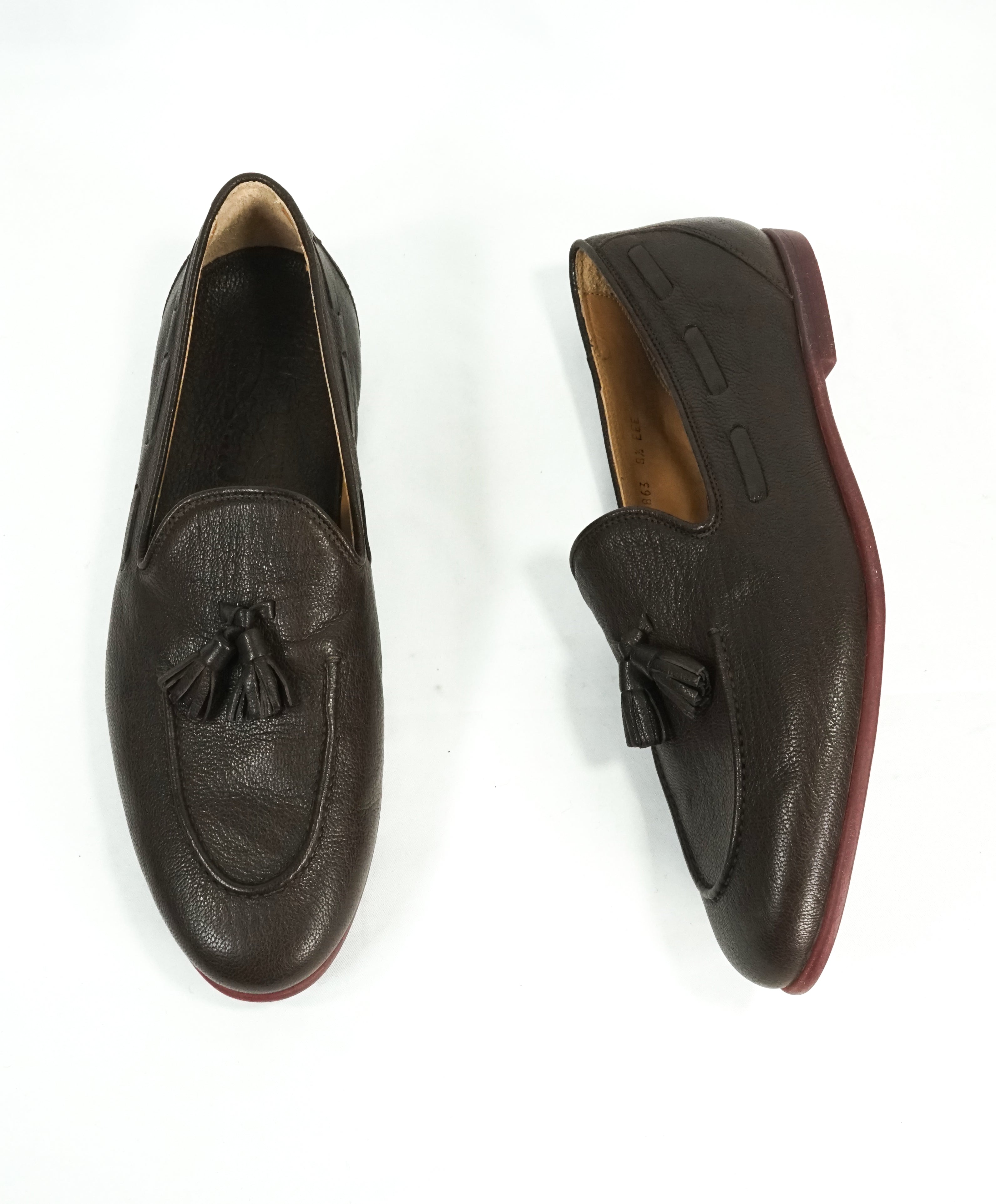 SALVATORE FERRAGAMO - Brown Contrast Sole Pebbled Leather Tassel Loafer - 8.5