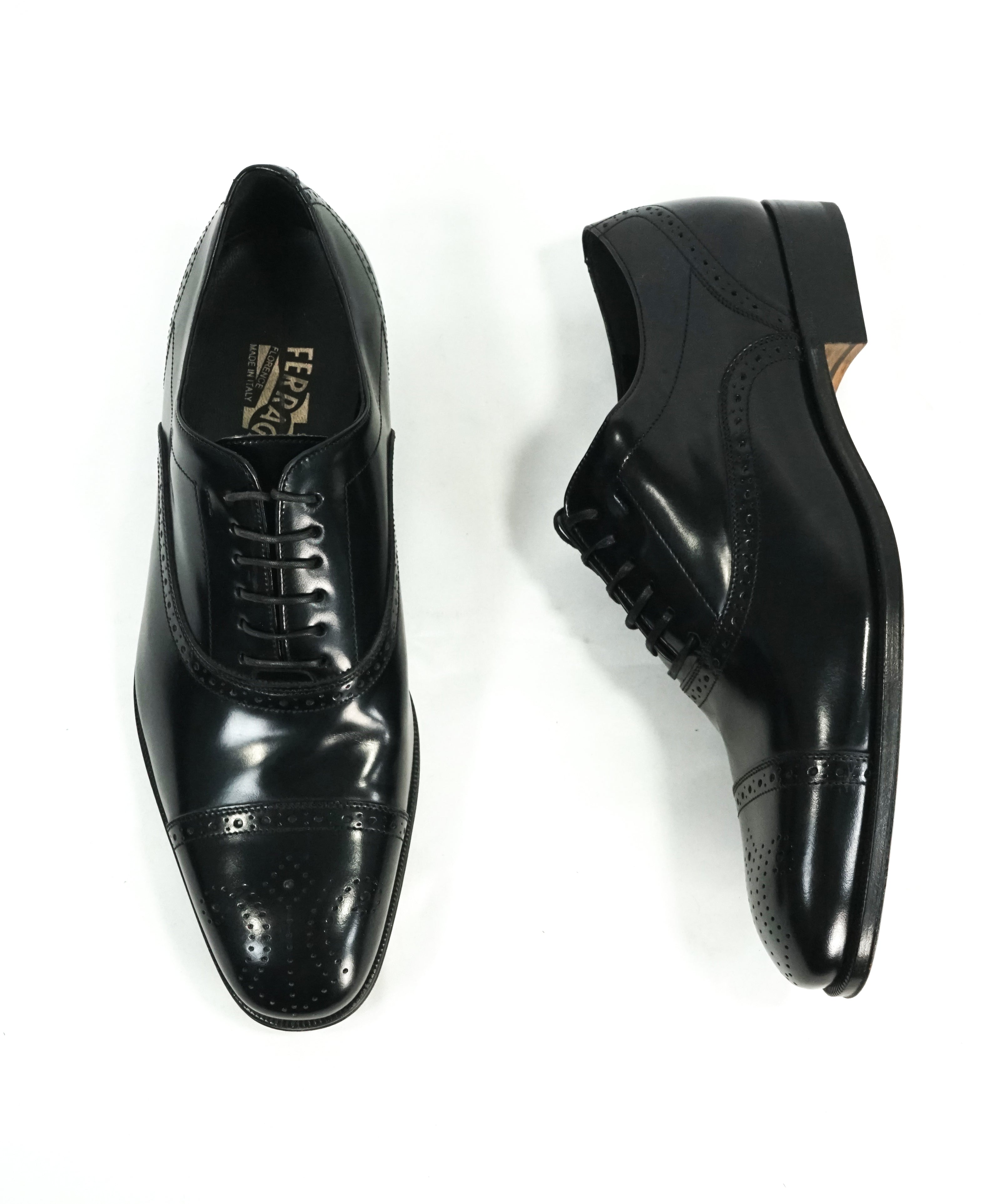 SALVATORE FERRAGAMO - “Caesy" Black Cap Toe Brogue Oxfords - L7 R7.5