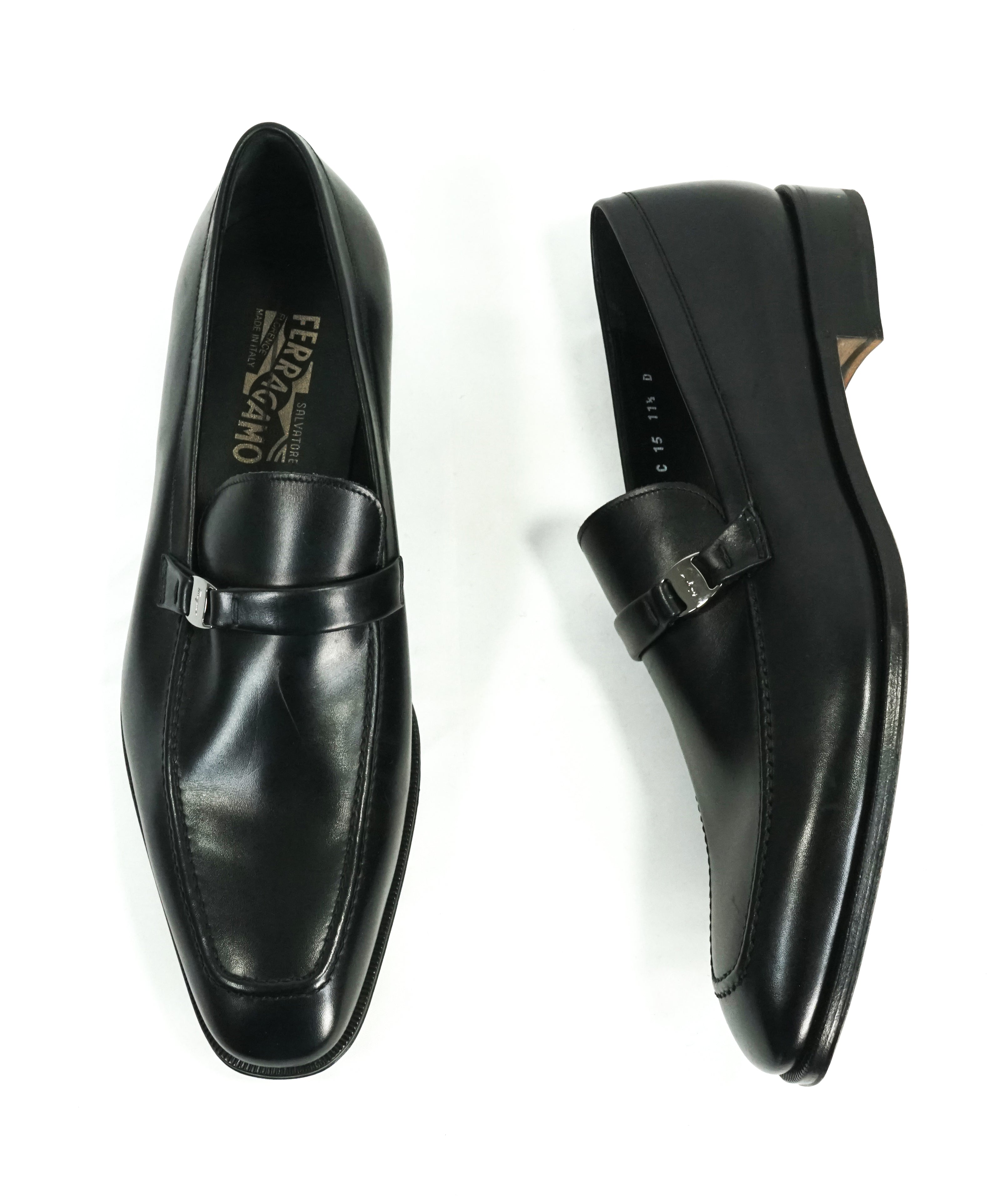 SALVATORE FERRAGAMO - “Destin” Black Slip-On Loafer With Engraved Bit - 11.5 D