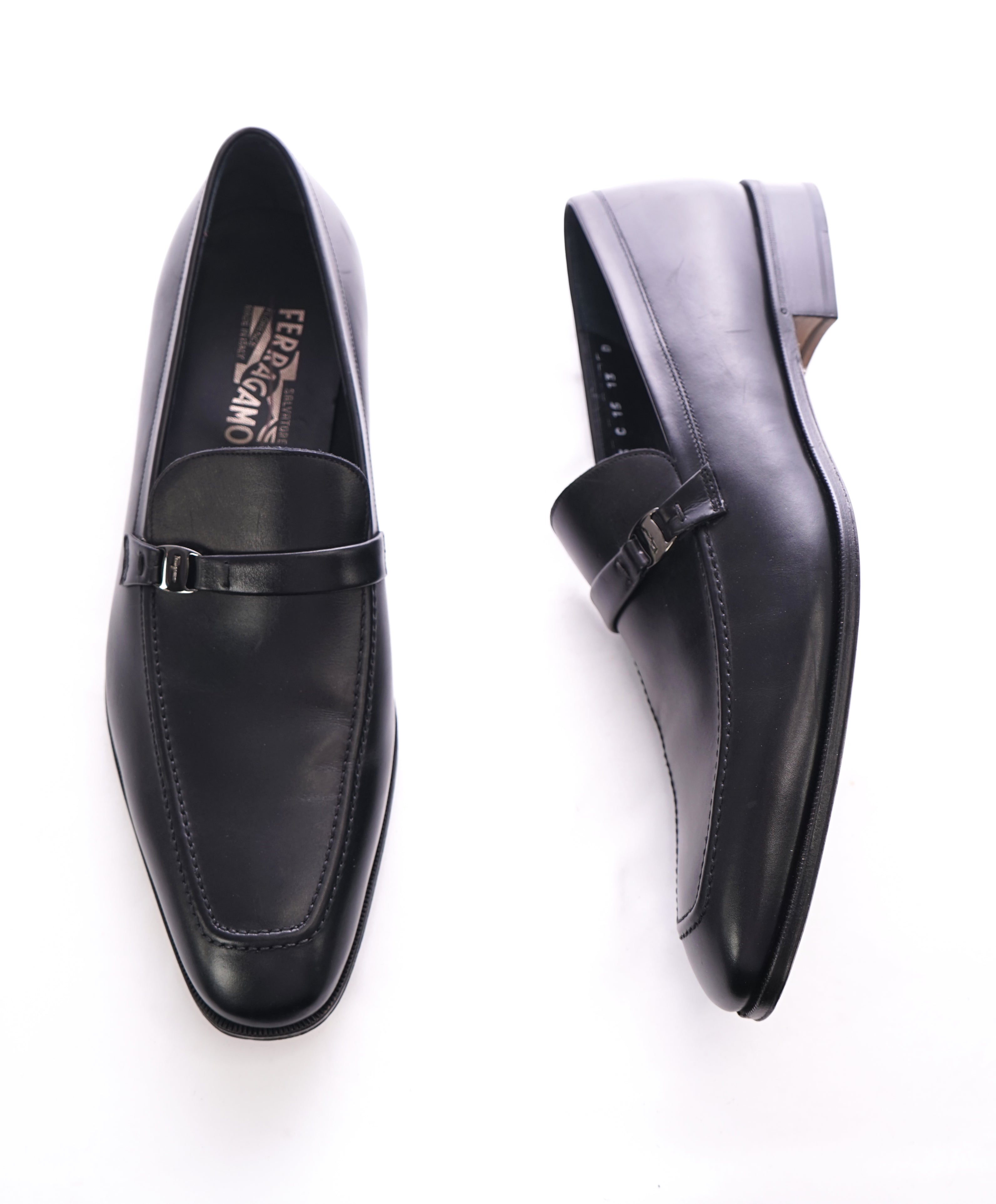 SALVATORE FERRAGAMO - “Destin” Black Slip-On Loafer With Engraved Bit - 13 D