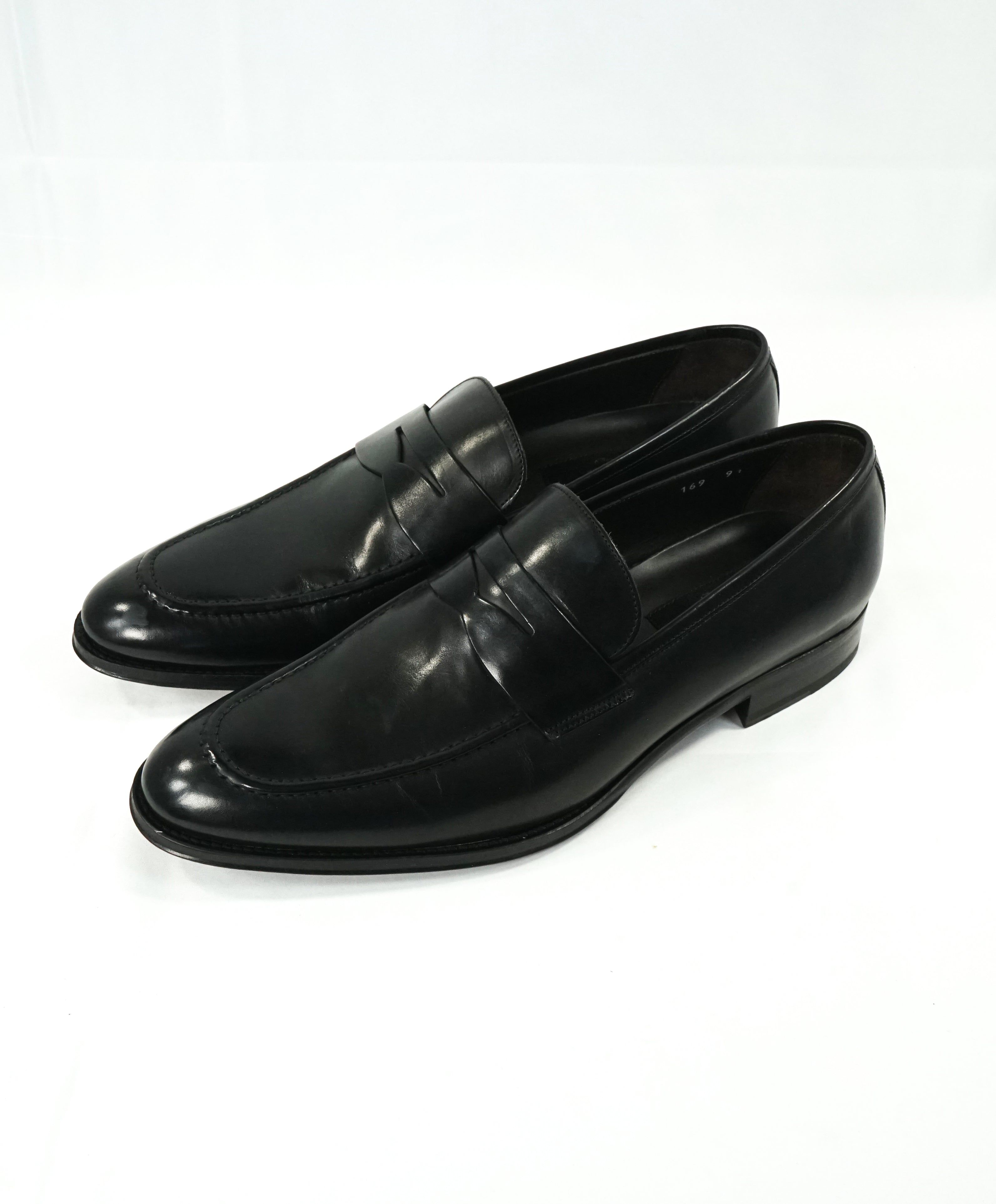 TO BOOT NEW YORK - “James” Black Round Toe Penny Loafers - 9.5