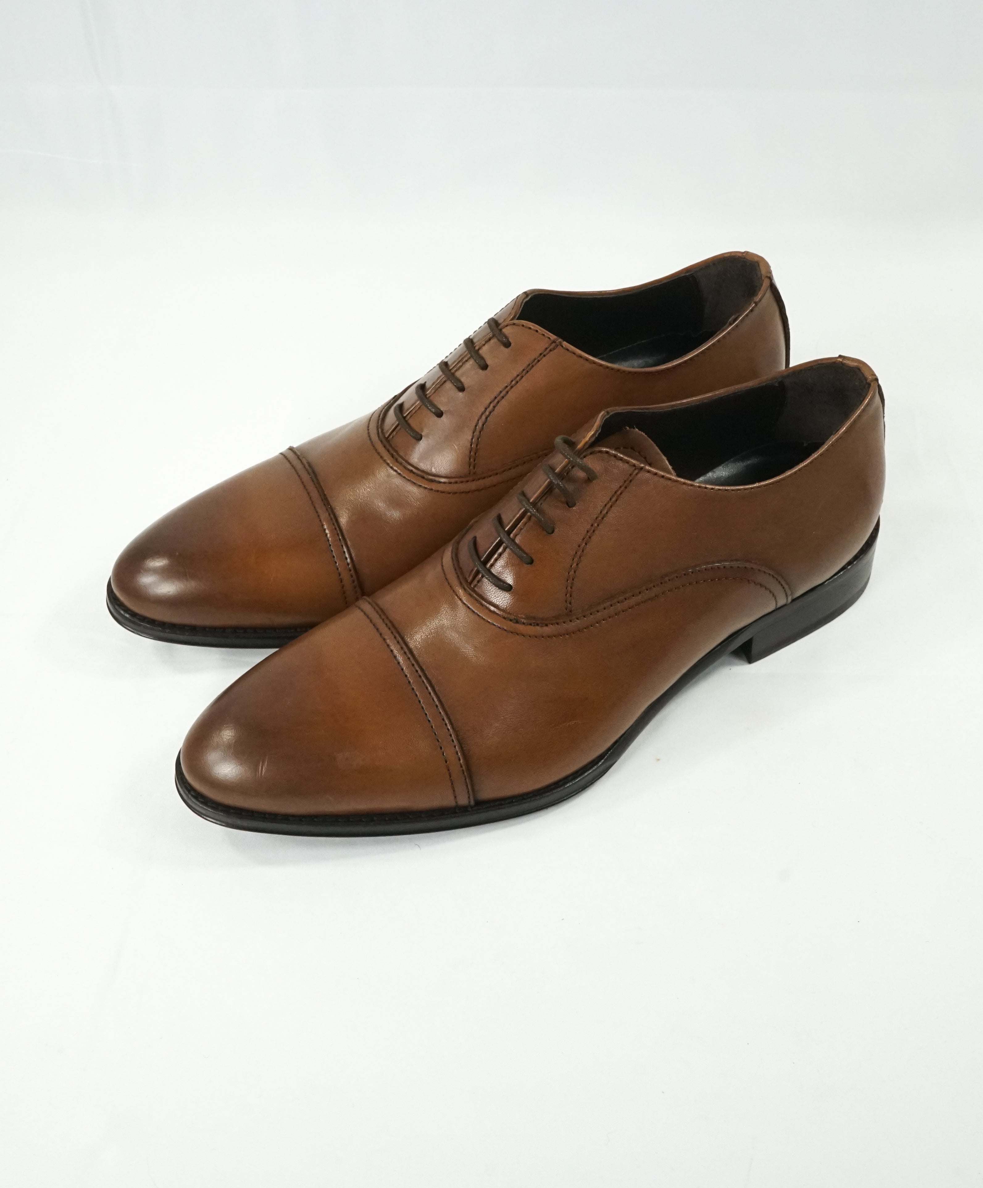 TO BOOT NEW YORK - Cap Toe Oxford Brown With Slim Silhouette - 10