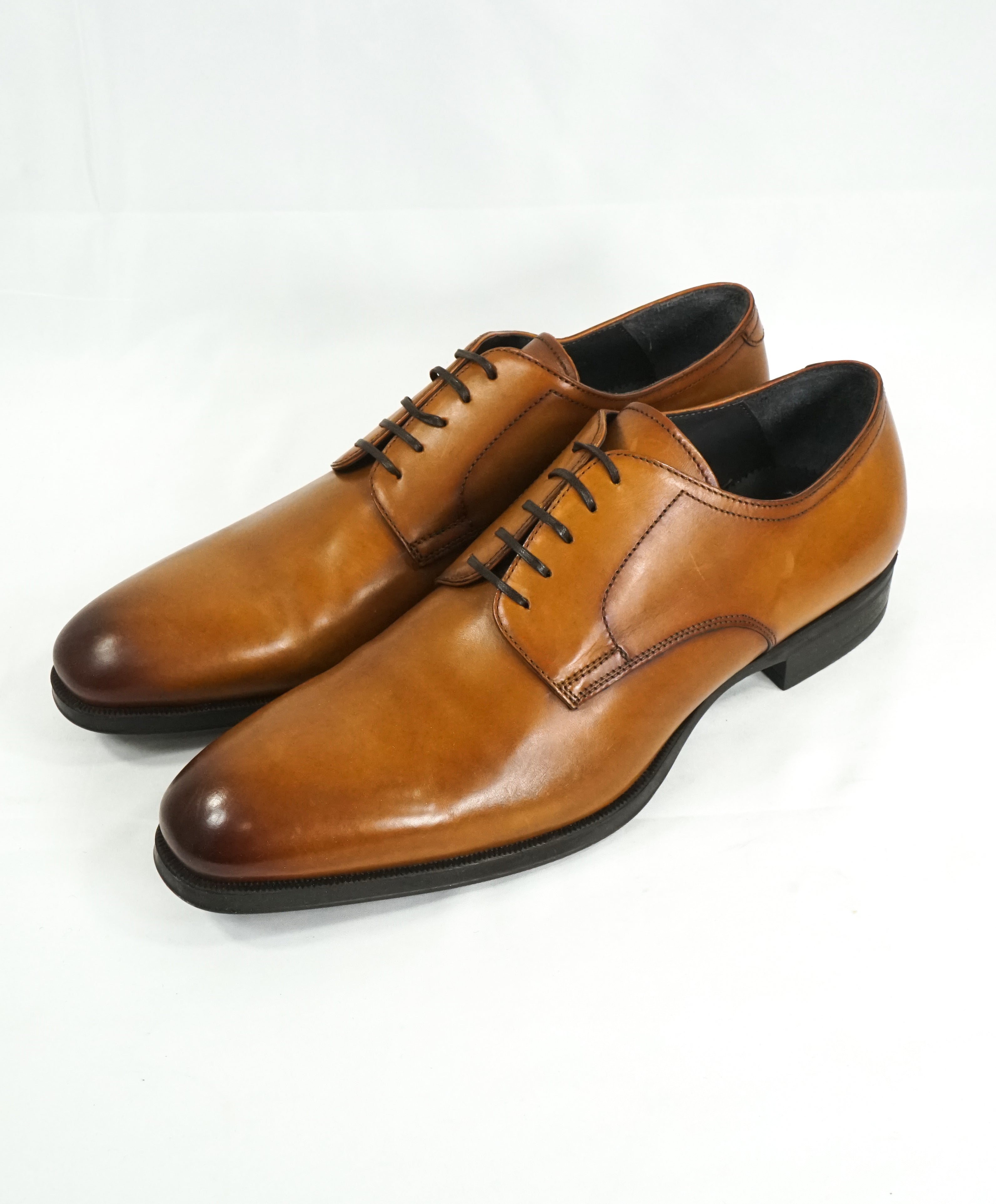 TO BOOT NEW YORK - Burnished Tip Sleek Oxfords W Rubber Sole - 10.5