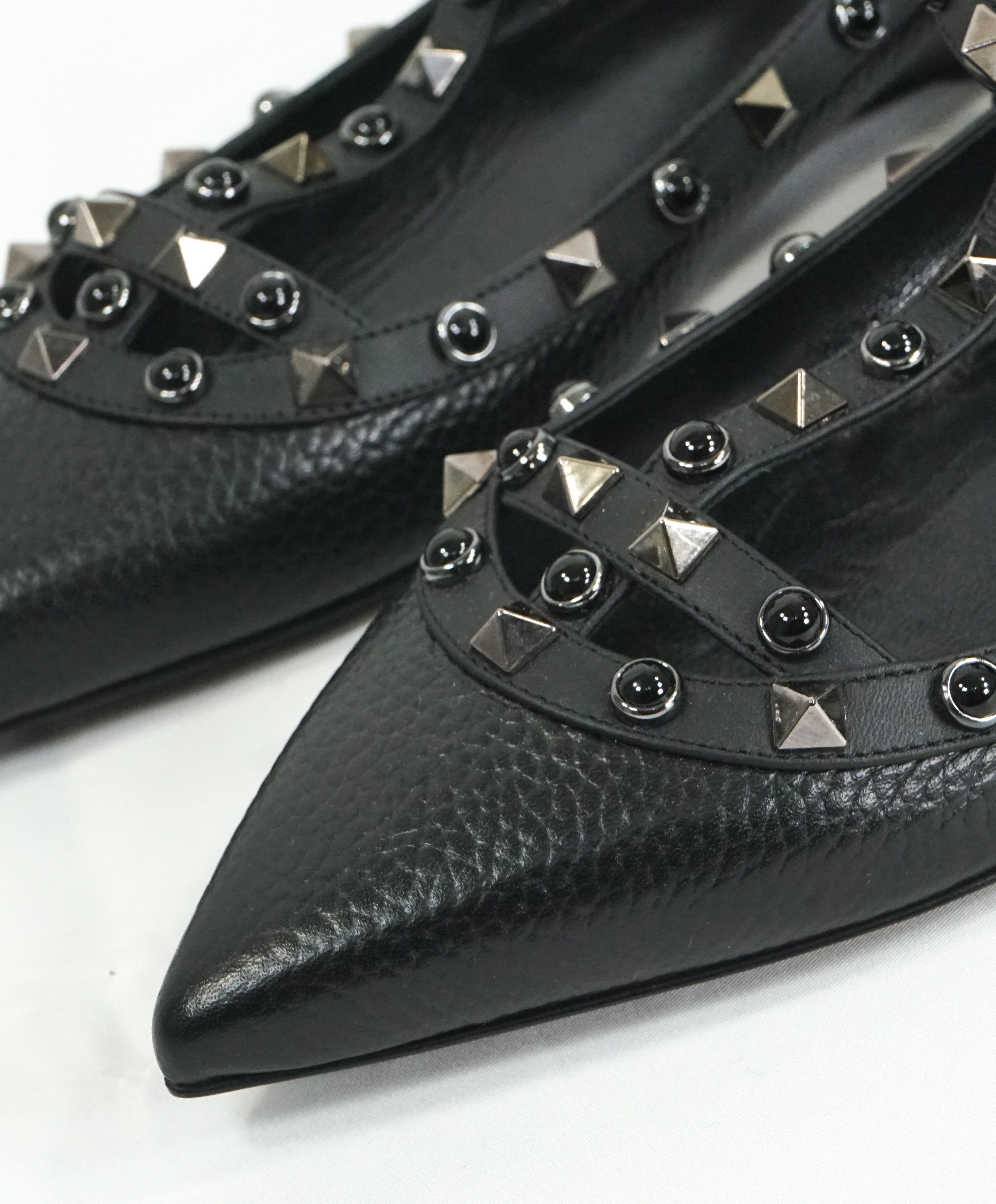 VALENTINO GARAVANI - Rolling Rockstud Black Noir Cage Flats - 8.5